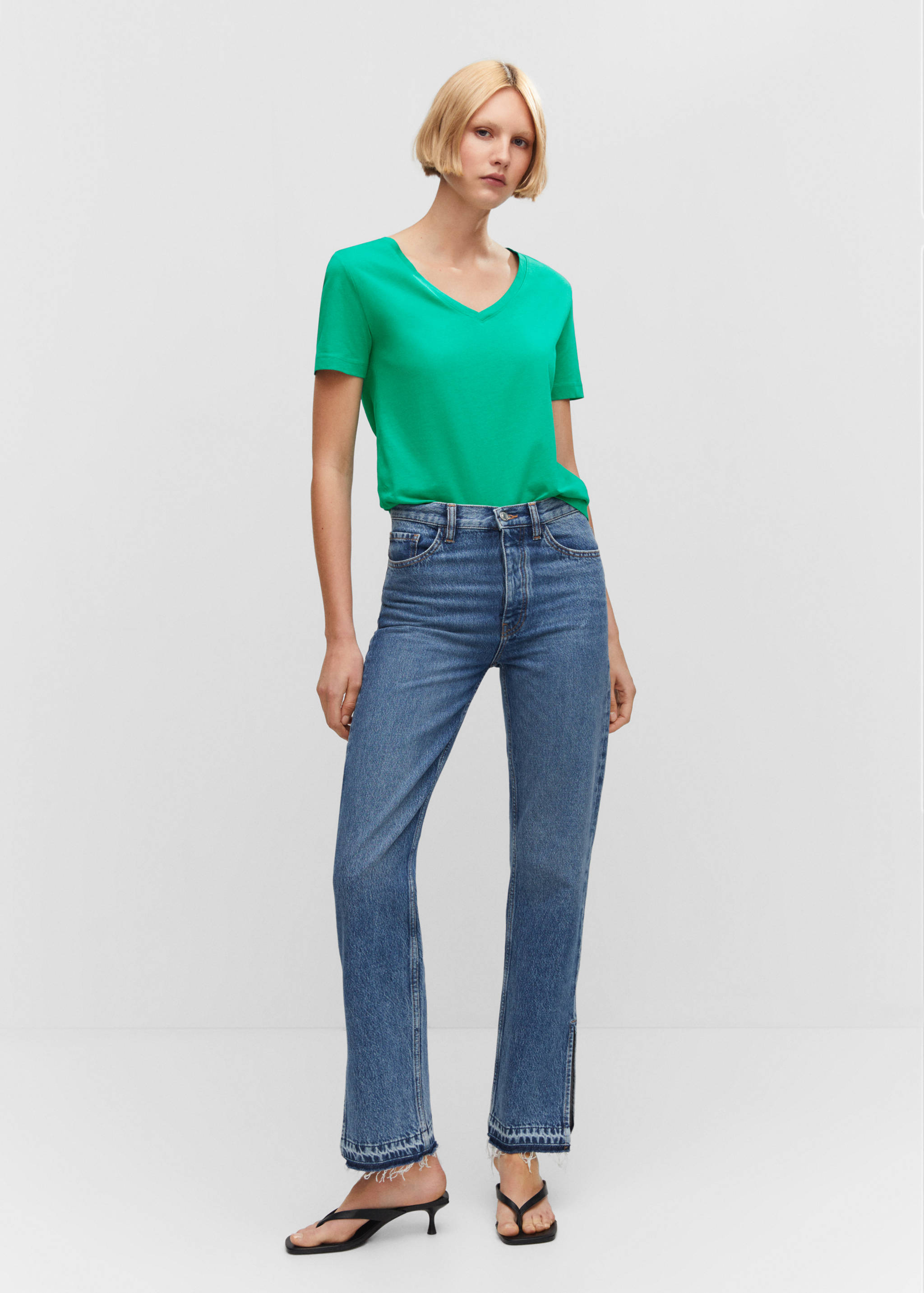 V-neck cotton T-shirt - General plane