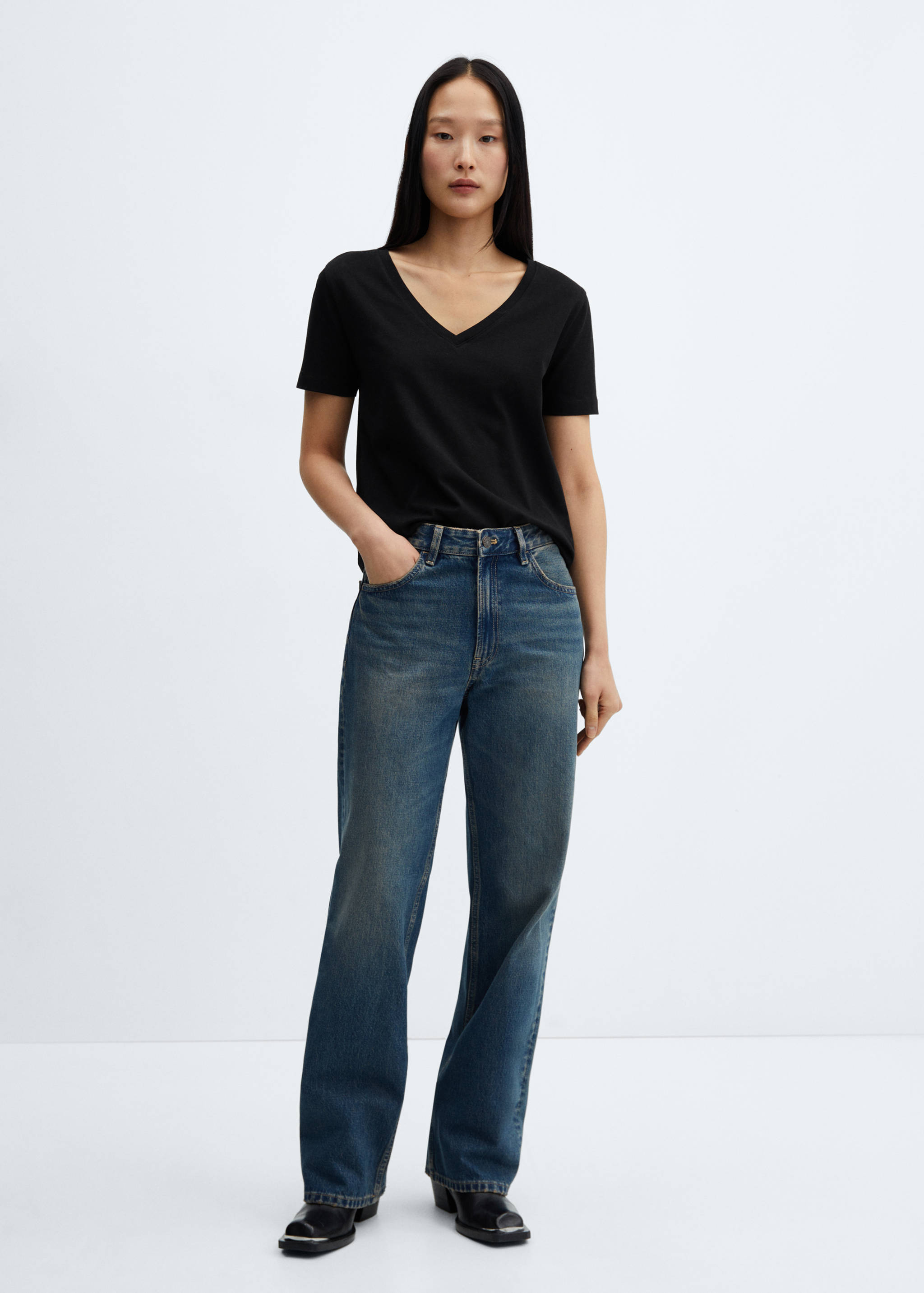 V-neck cotton T-shirt - General plane