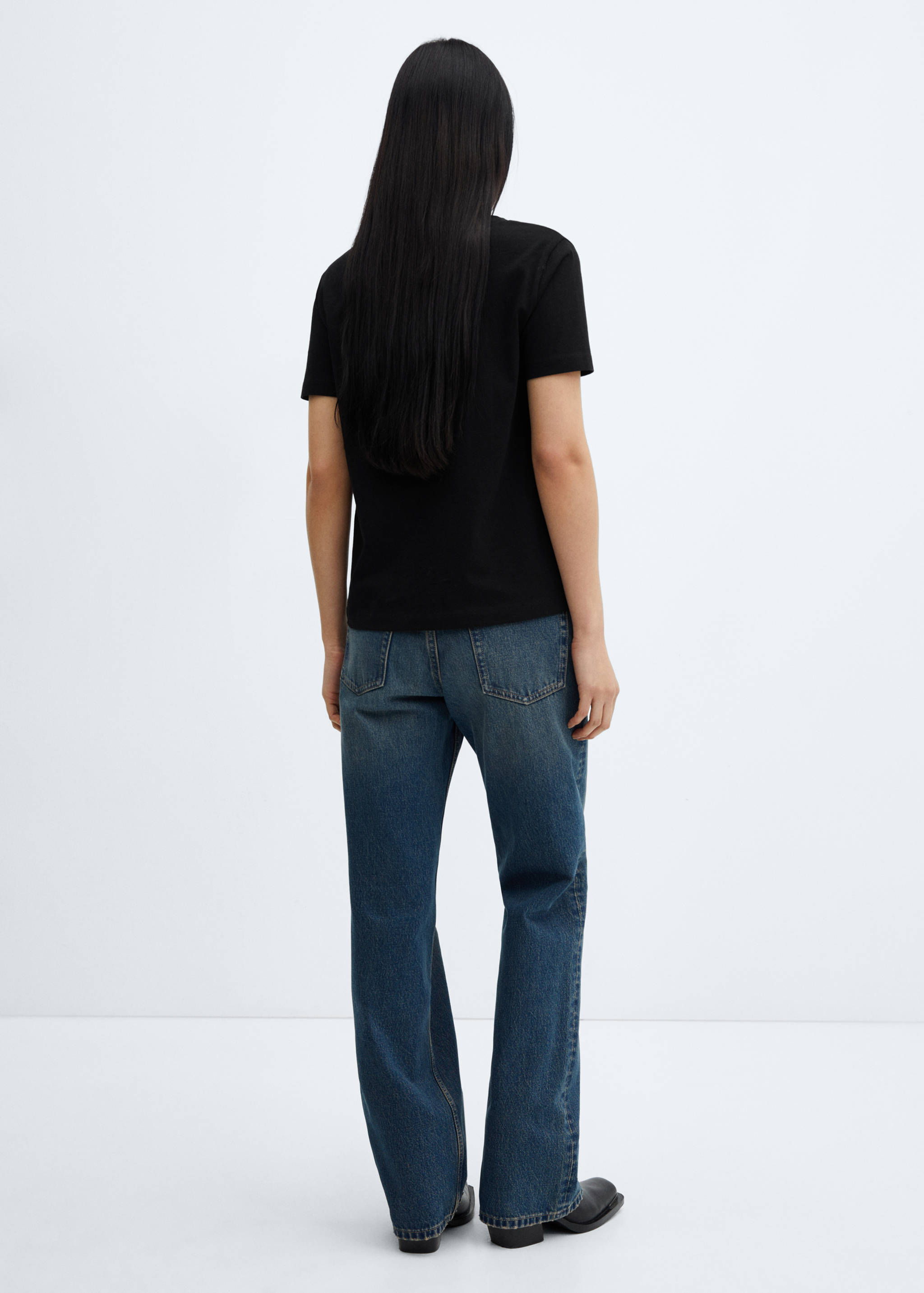 V-neck cotton T-shirt - Reverse of the article