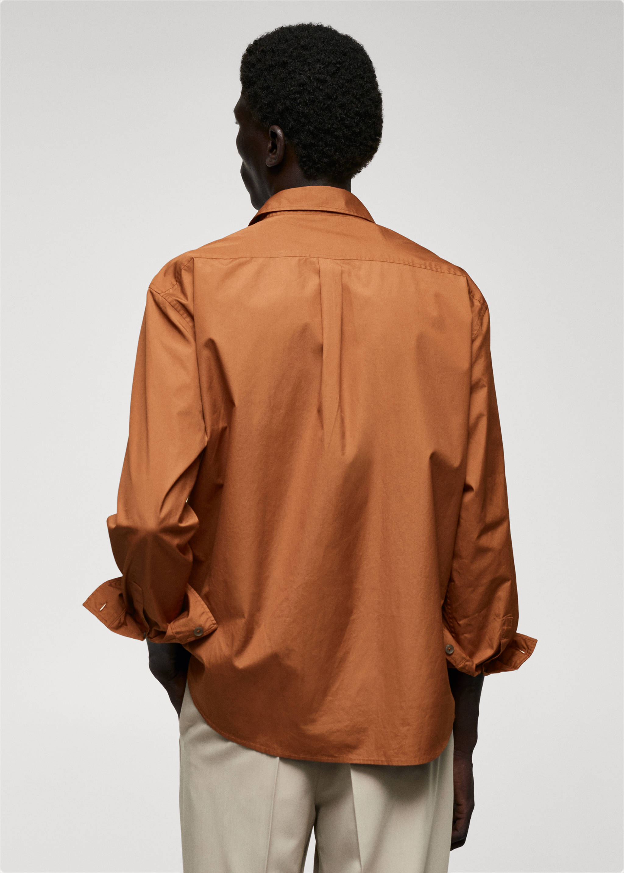 Рубашка 100% хлопок с карманом - Обратная сторона изделия