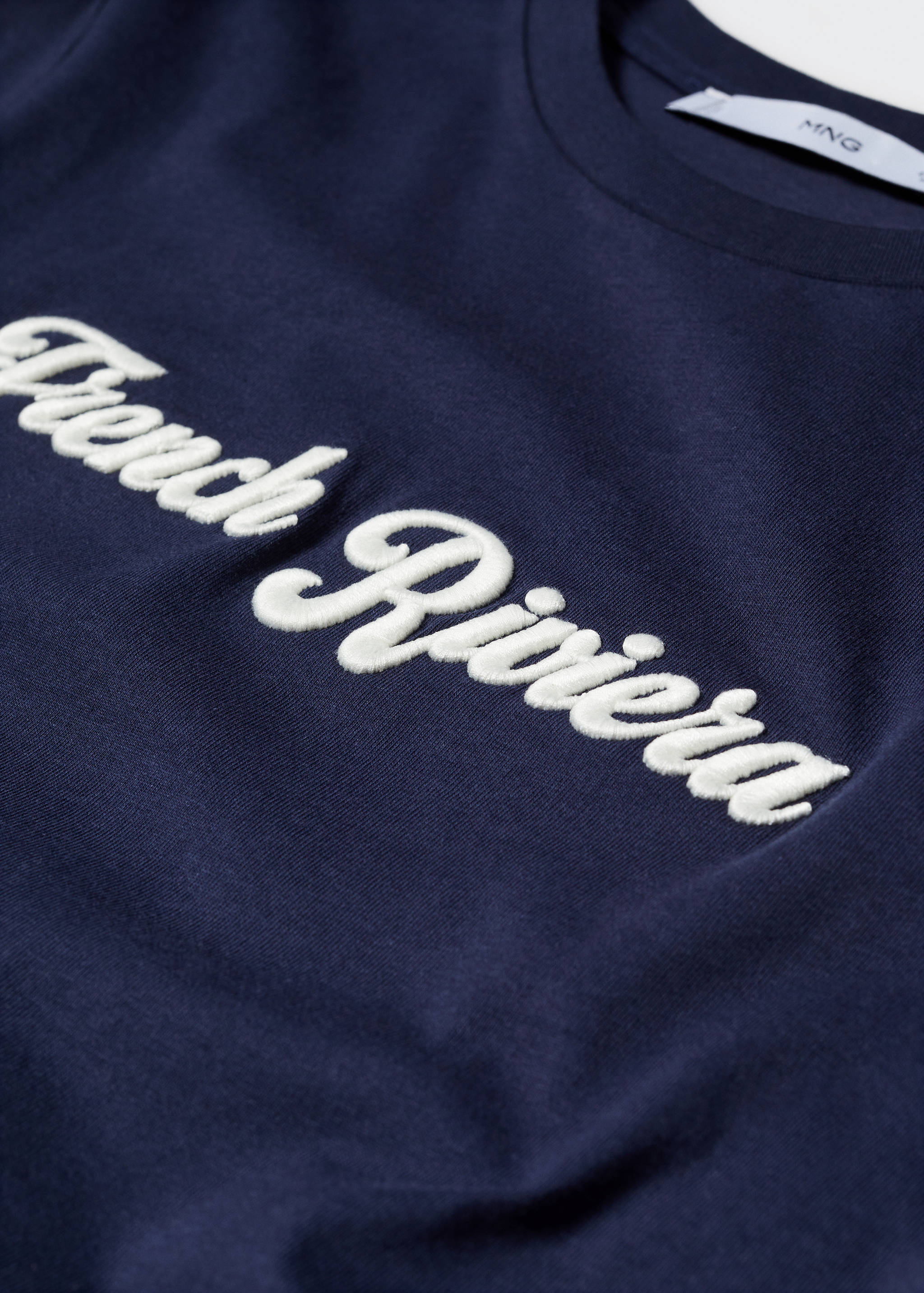 تي شيرت مزخرف عليه رسالة - تفاصيل المنتج 8