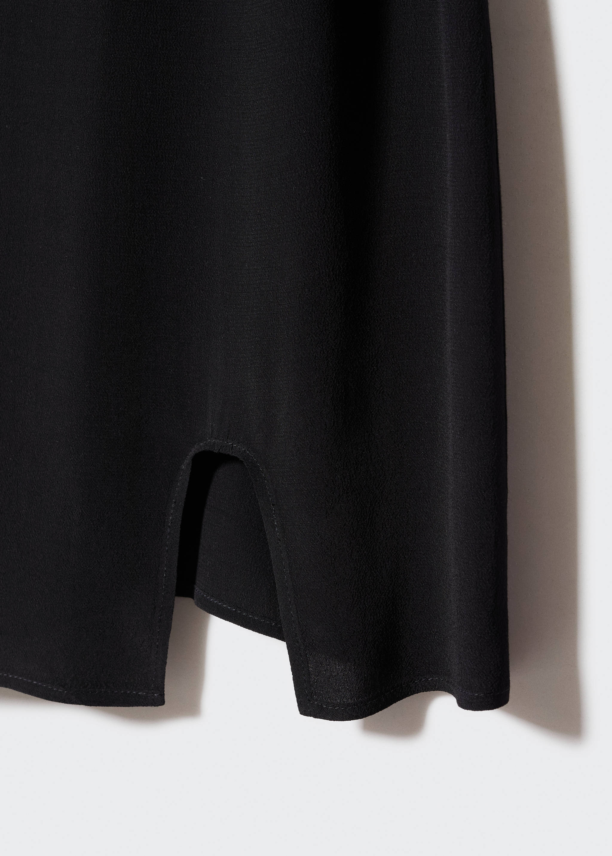 Side-slit dress - Details of the article 8