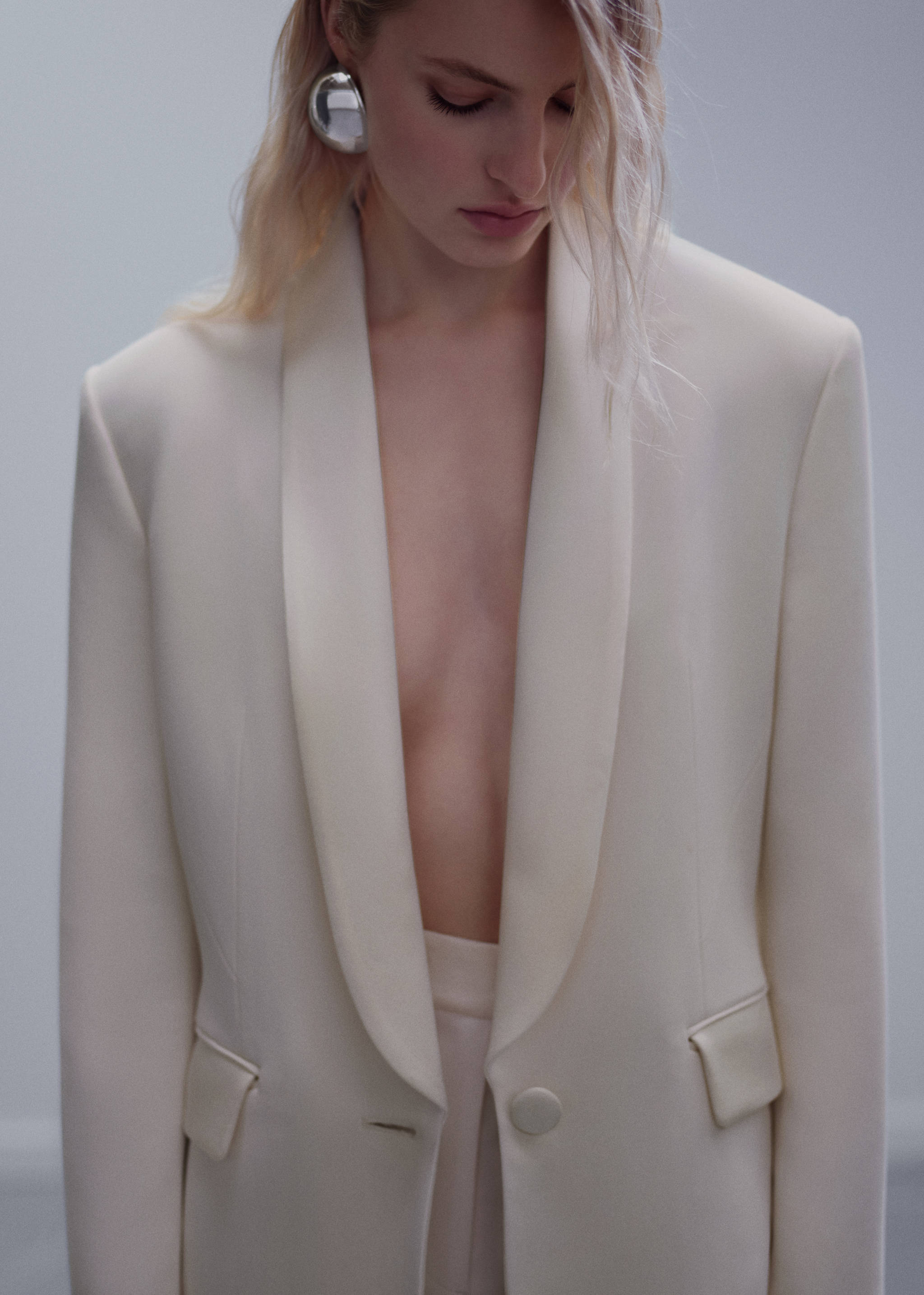 Satin-finish suit jacket - Details of the article 2