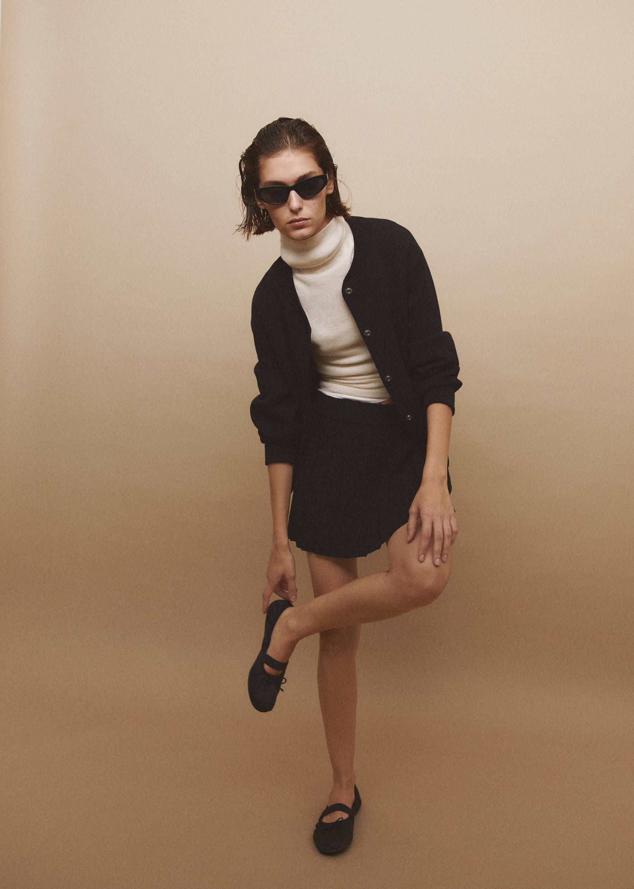 Elastic satin ballet flats - General plane