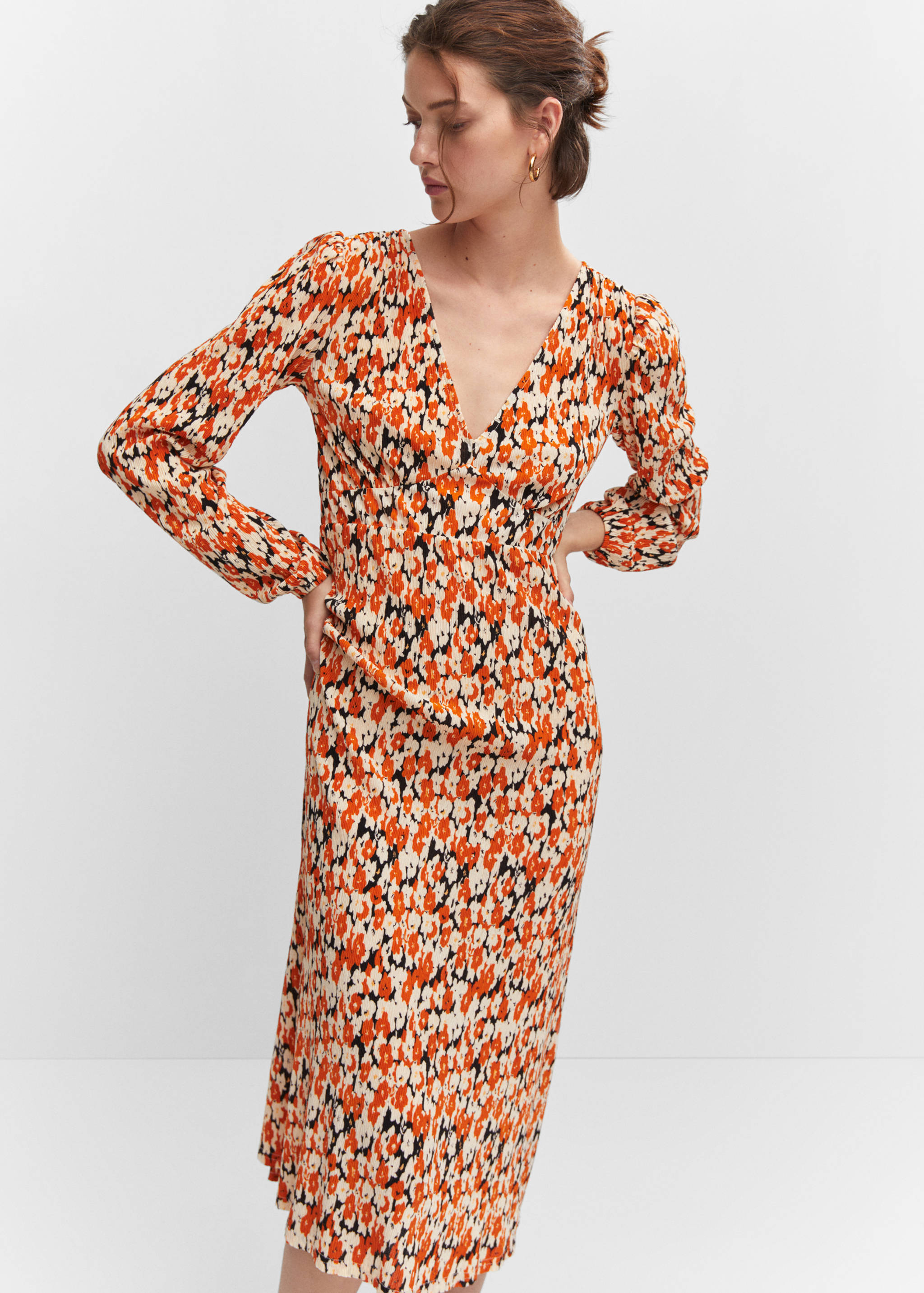 Vestido textura estampado - Plano medio