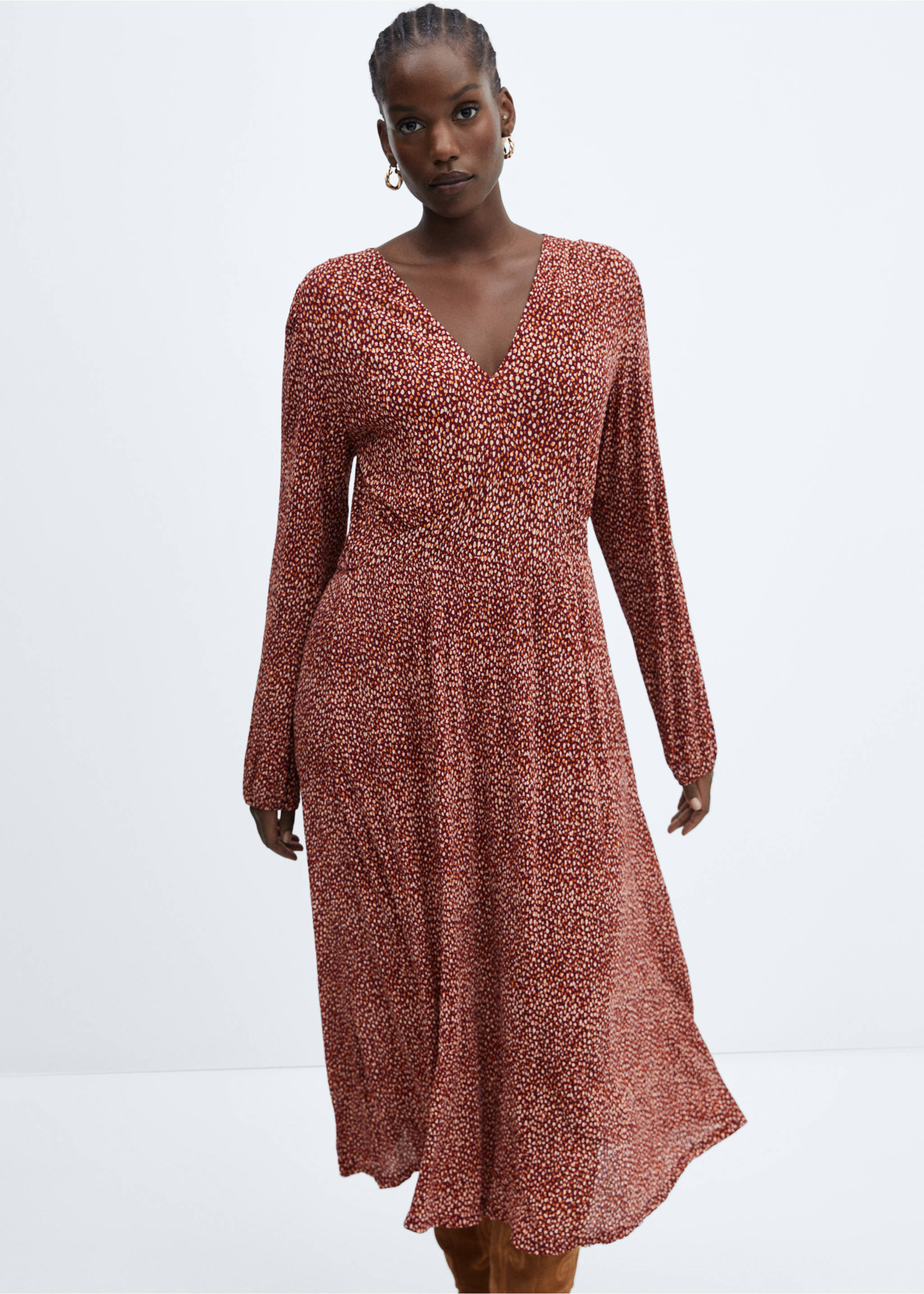 Printed textured dress - Details of the article 5, Maroon. Ref: 57083799-00.