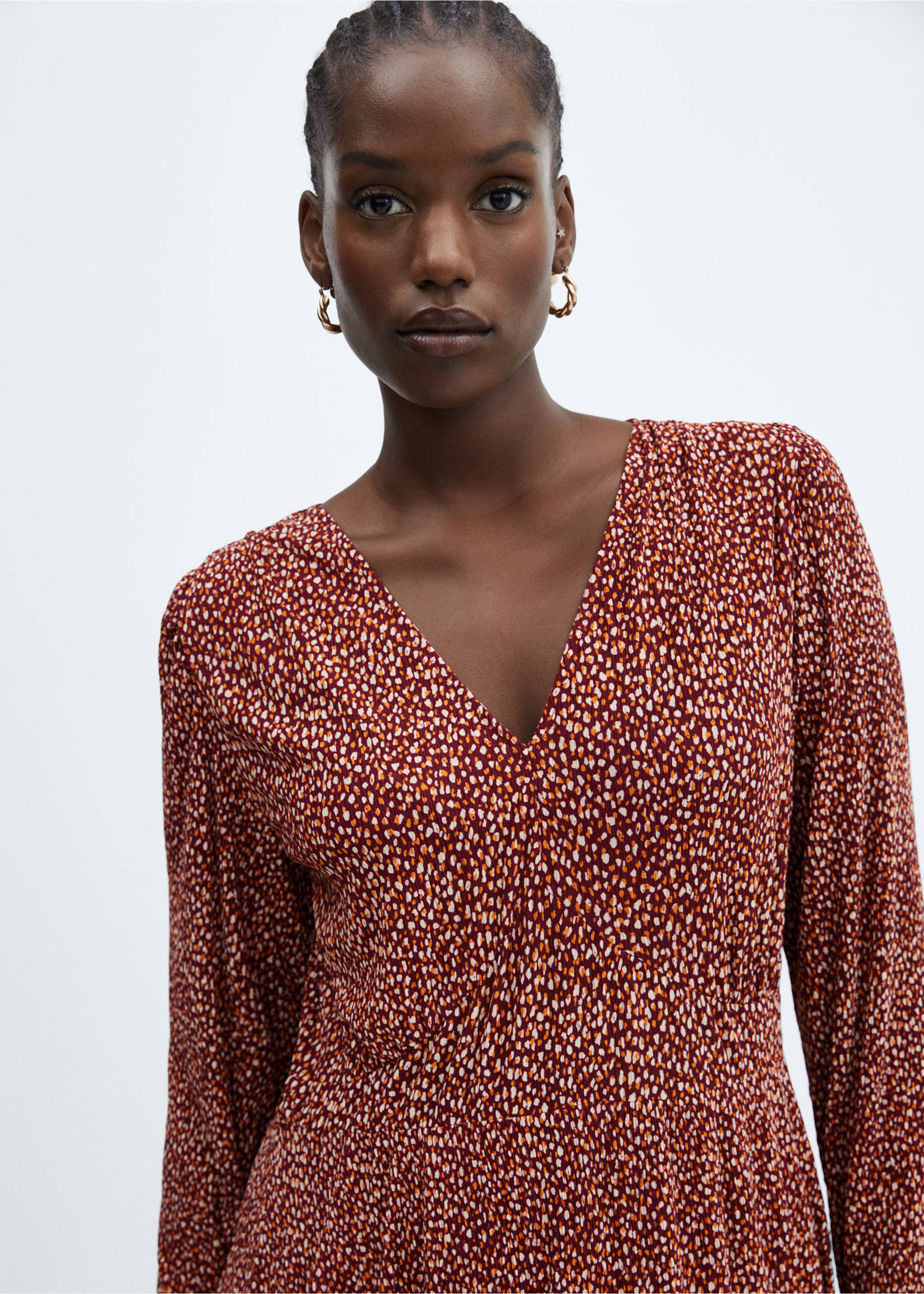 Printed textured dress - Details of the article 4, Maroon. Ref: 57083799-00.