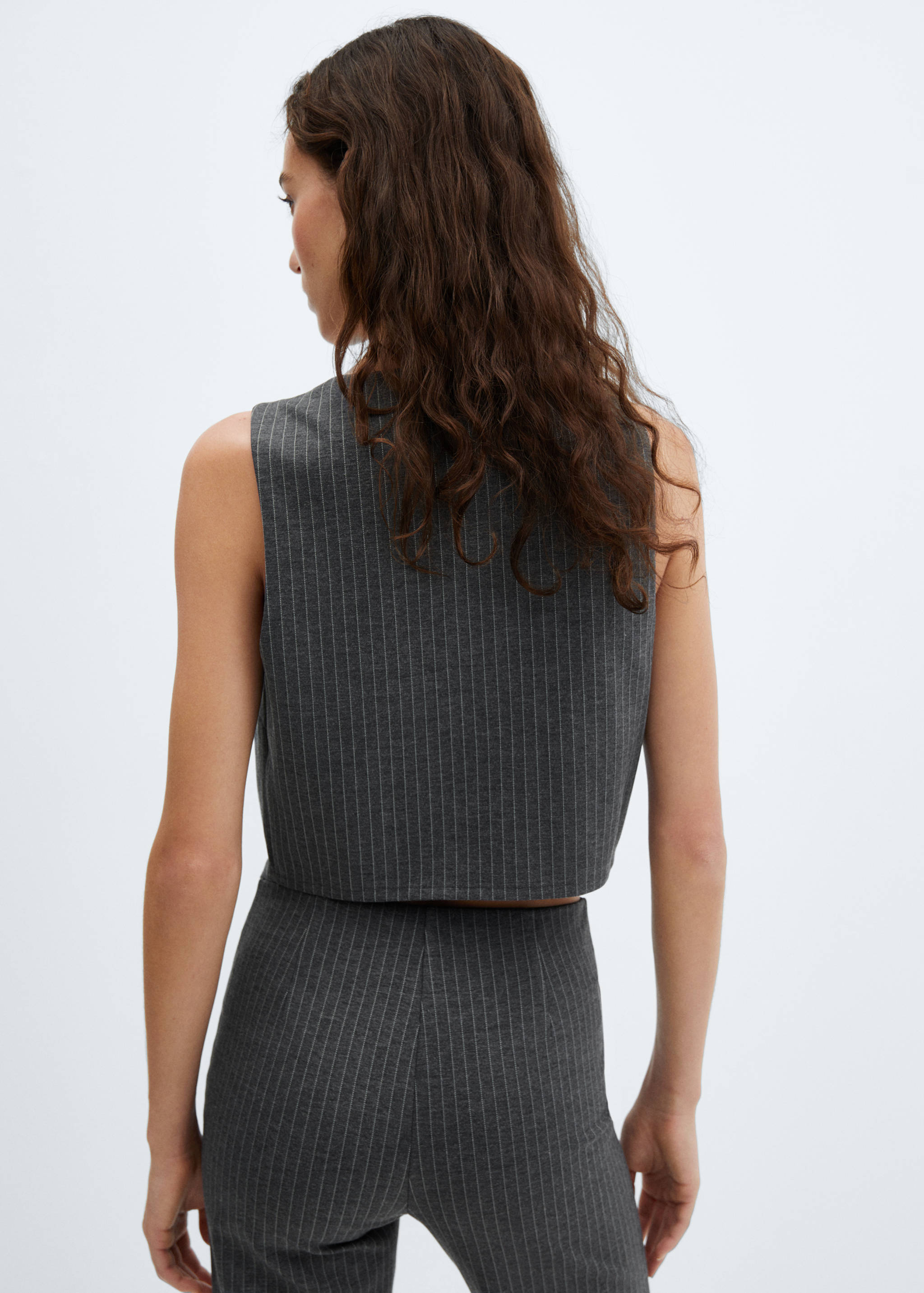 Cropped waistcoat with buttons - Reverse of the article