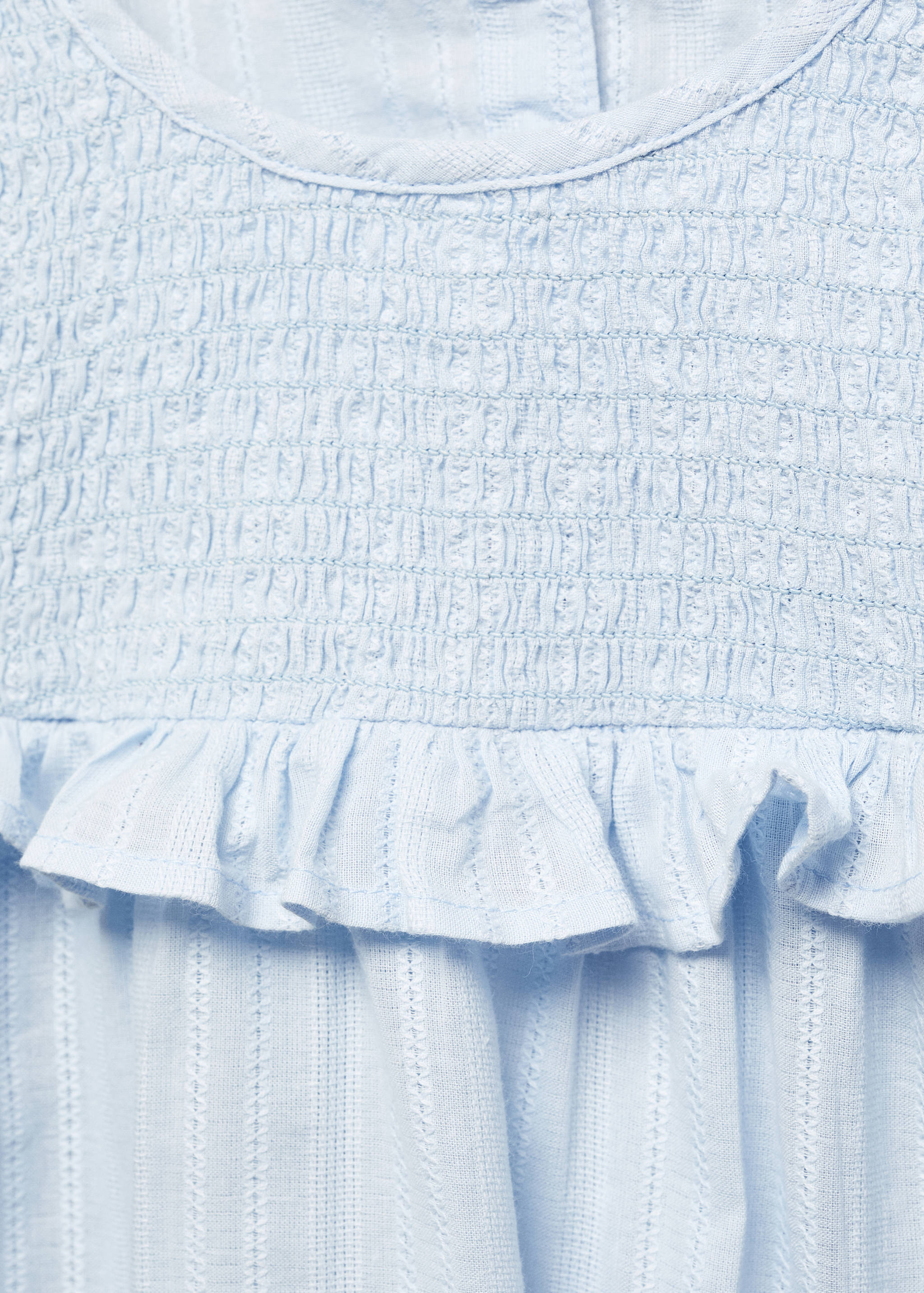 Blusa enrugada com folhos - Pormenor do artigo 8
