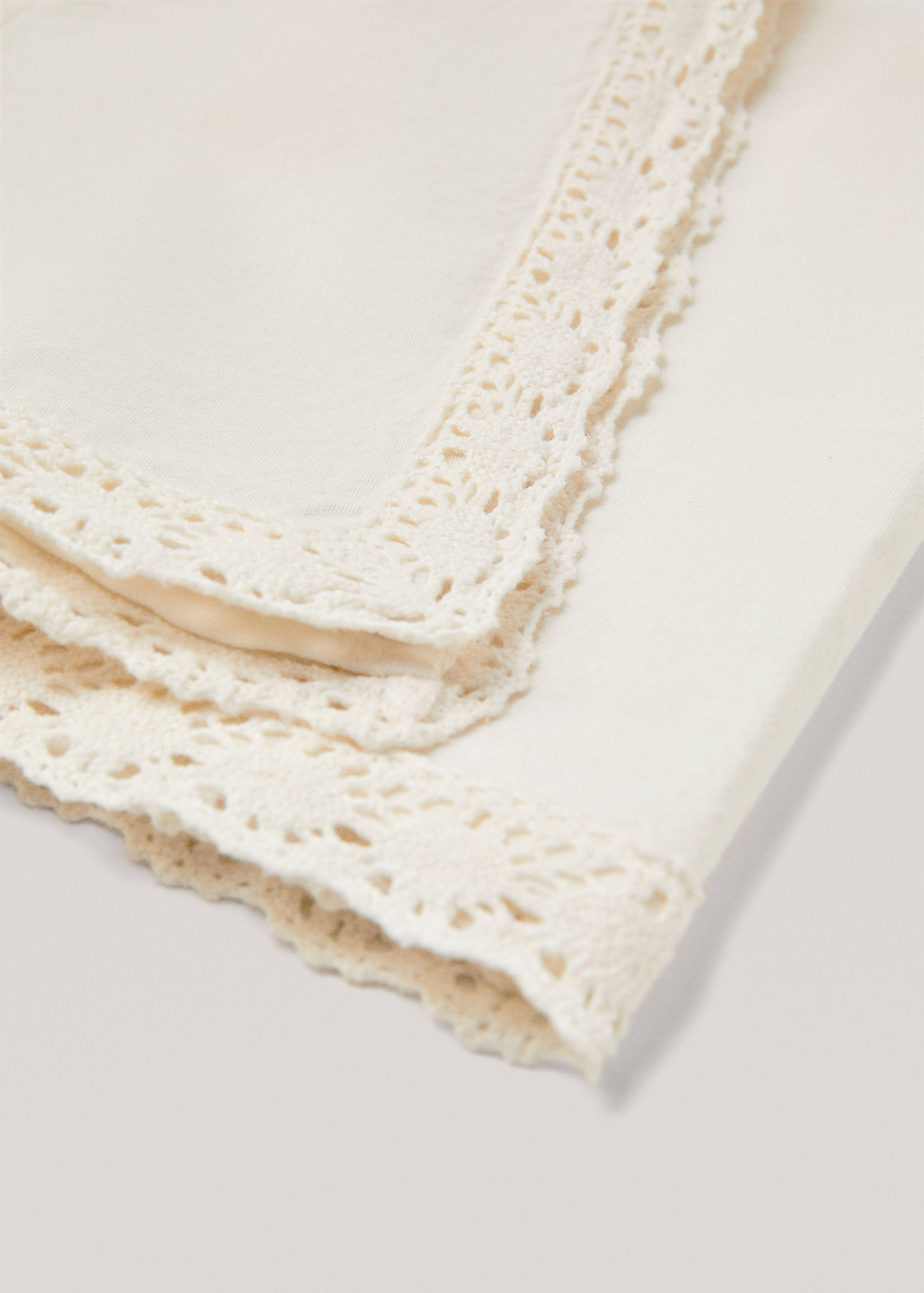 Servietten mit Spitze - Detail des Artikels 2