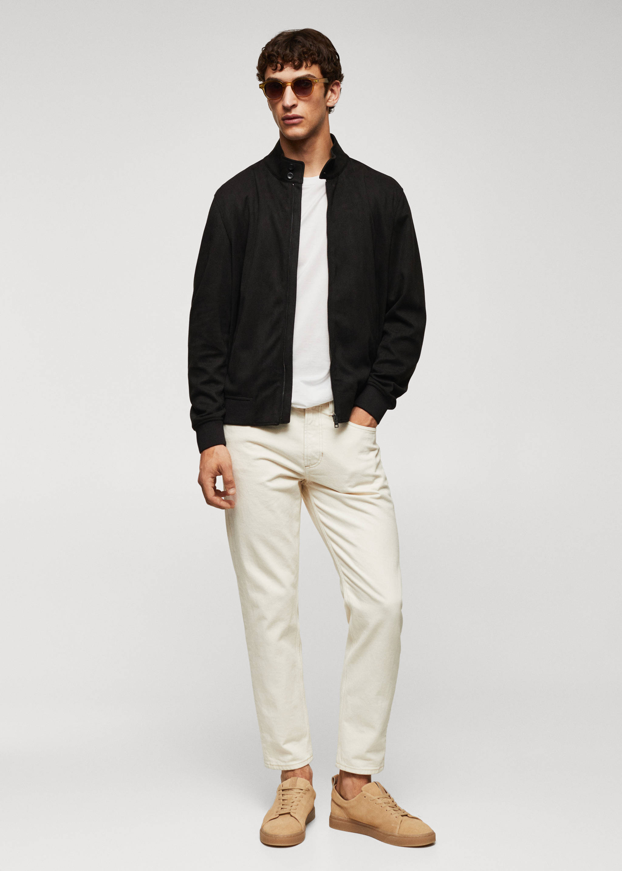 Куртка-бомбер с эффектом замши - Общий план