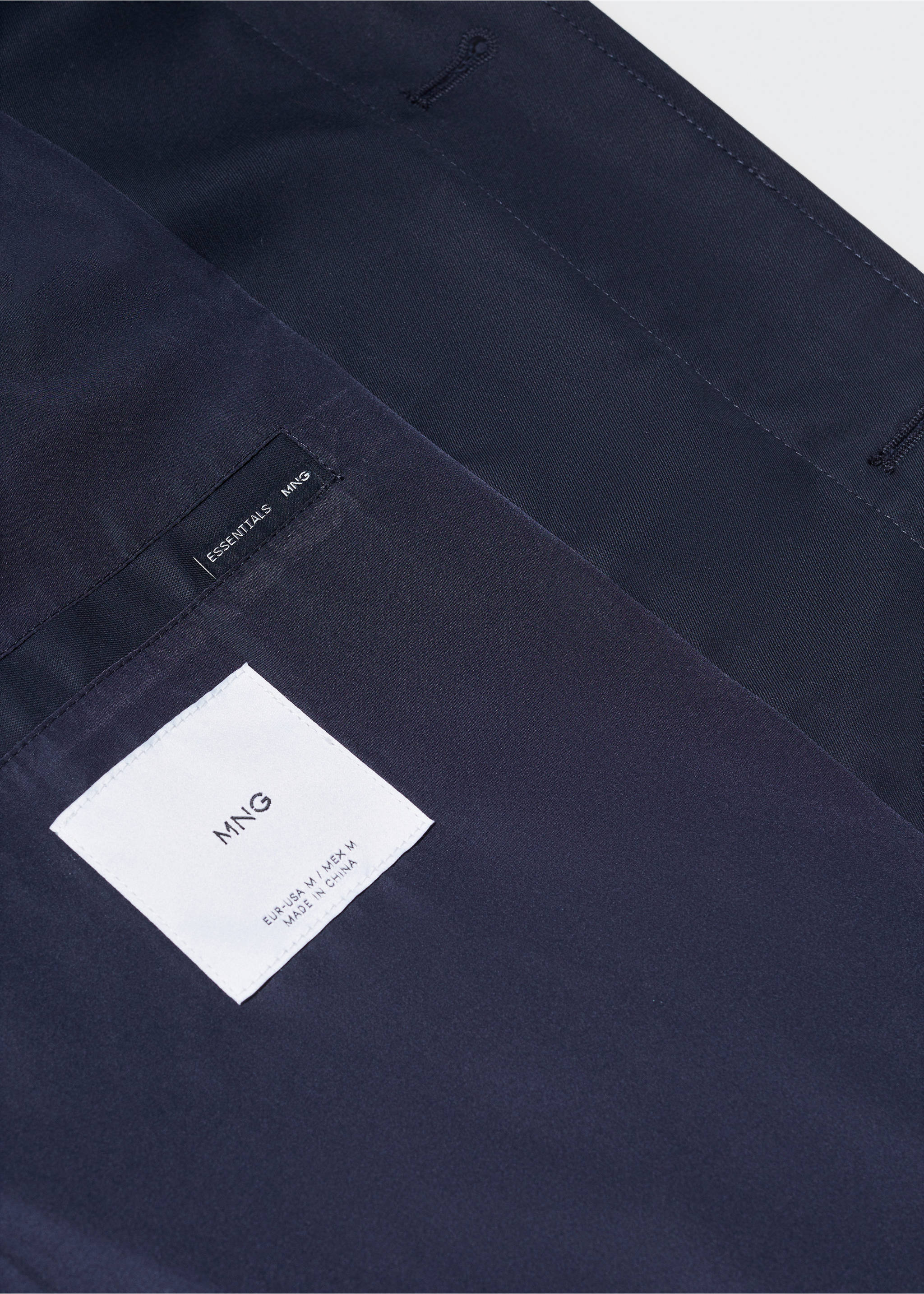 Trench algodón water repellent - Detalle del artículo 8, Azul marino oscuro. Ref: 57084385-00.