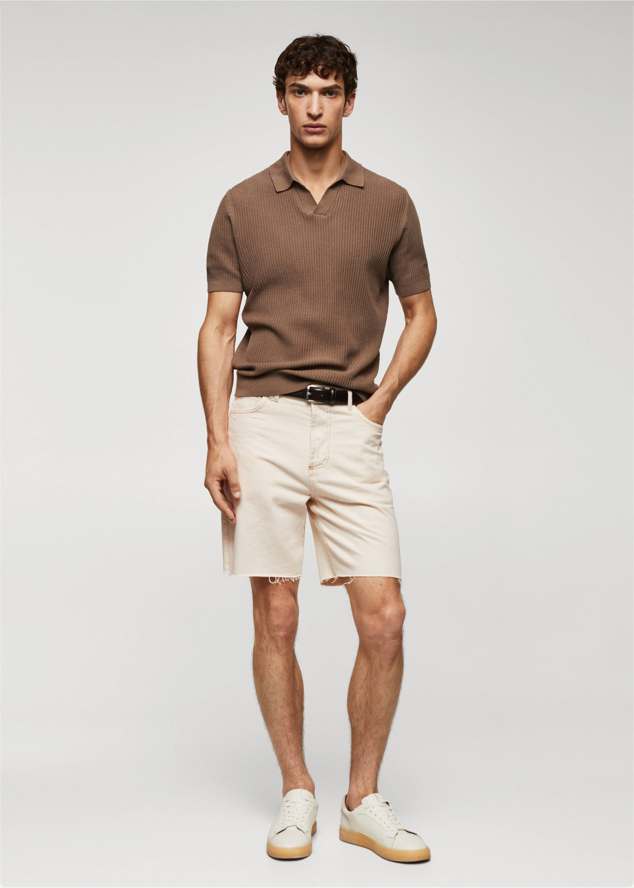 Regular-fit denim shorts - General plane, Ecru. Ref: 57084398-00.