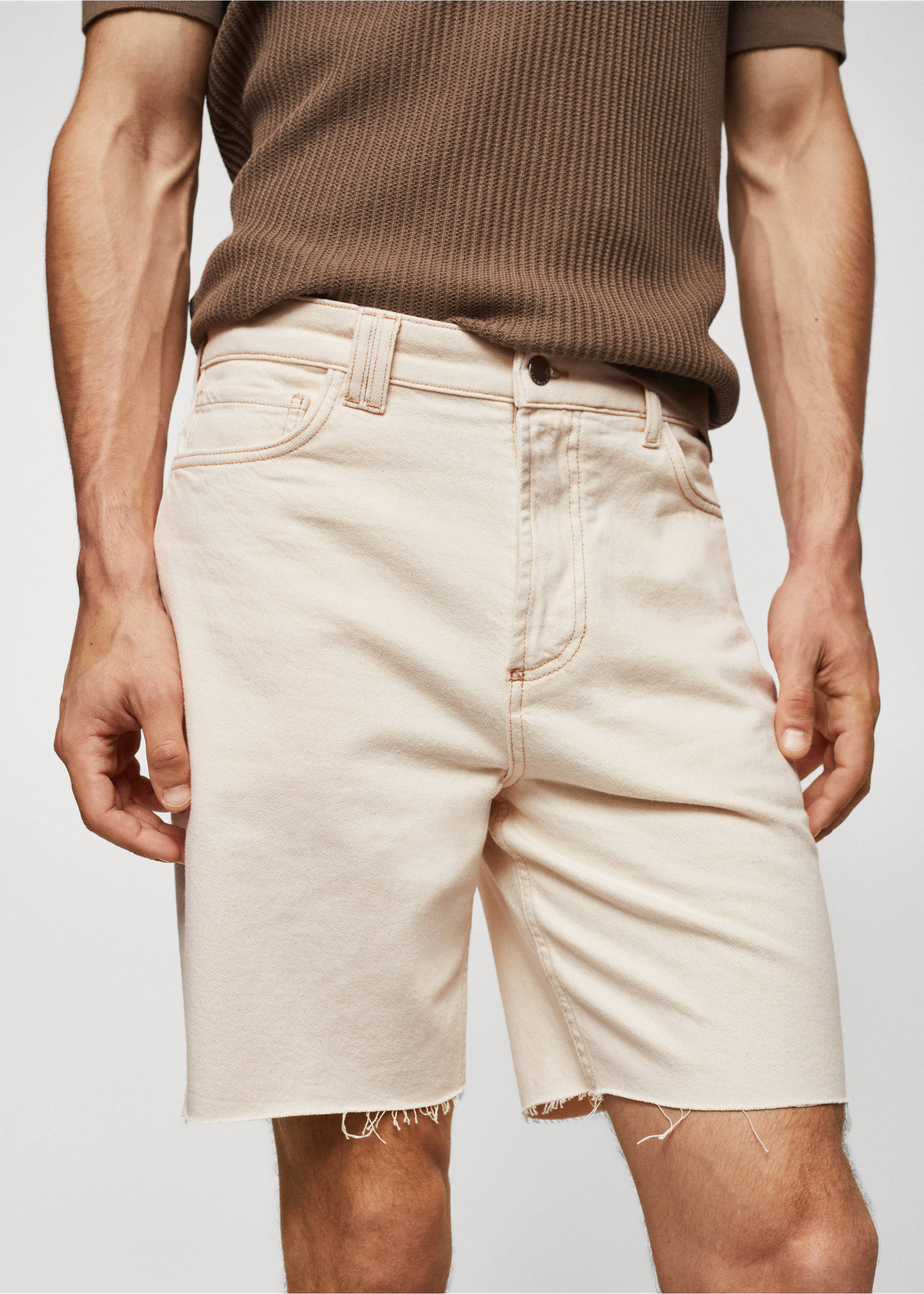 Regular-fit denim shorts - Details of the article 1, Ecru. Ref: 57084398-00.
