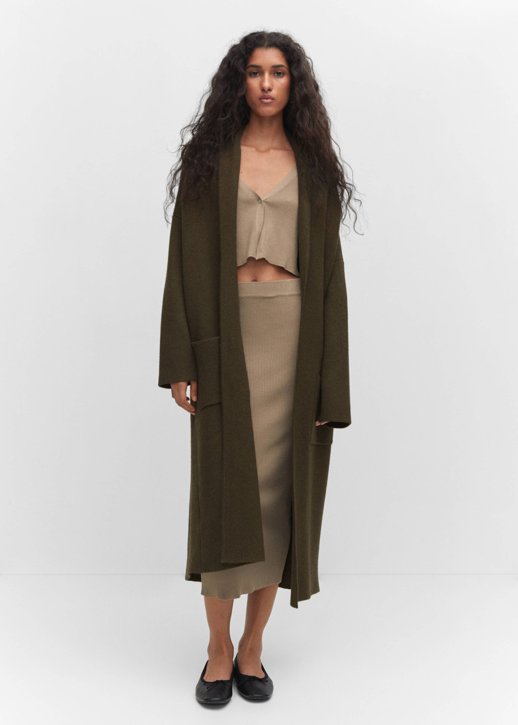 Oversized knitted coat with pockets - General plane