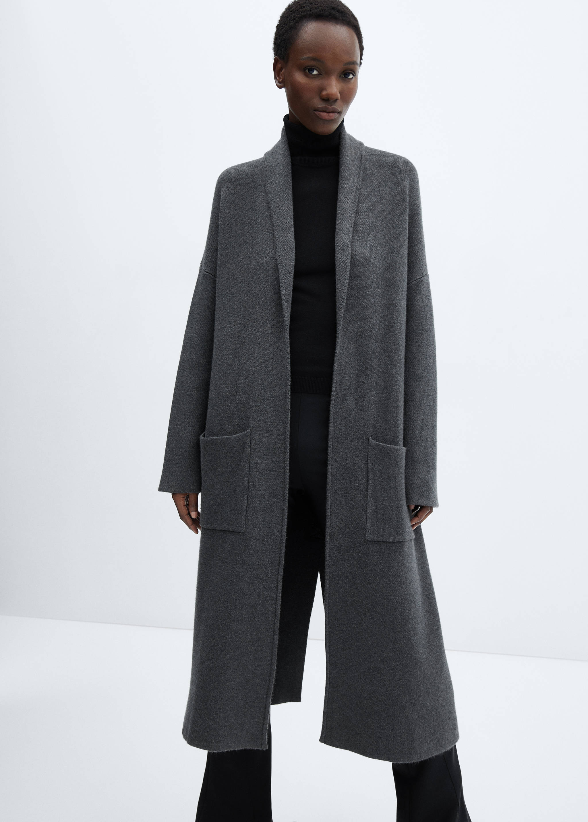 Abrigo oversize punto bolsillos - Plano medio