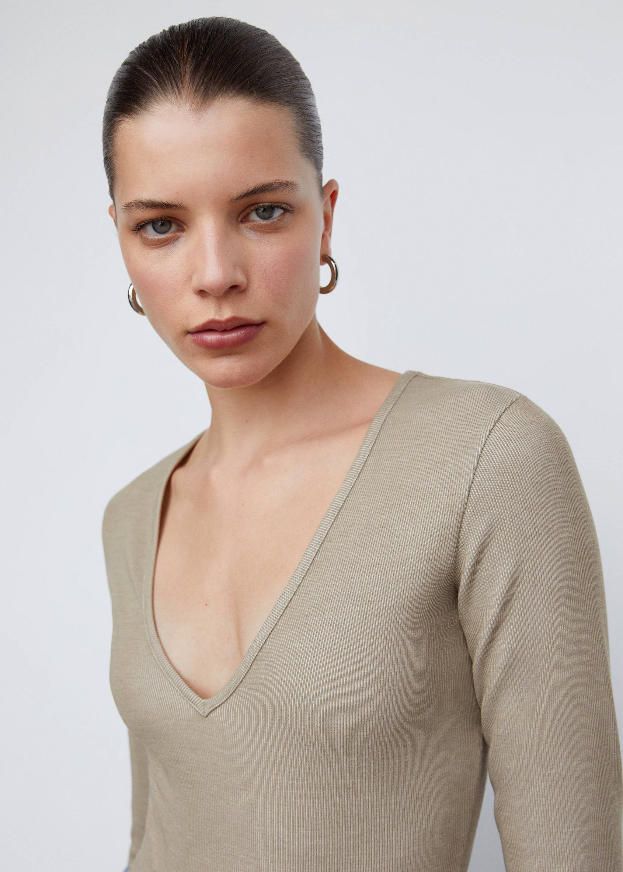 Body col V - Détail de l'article 1