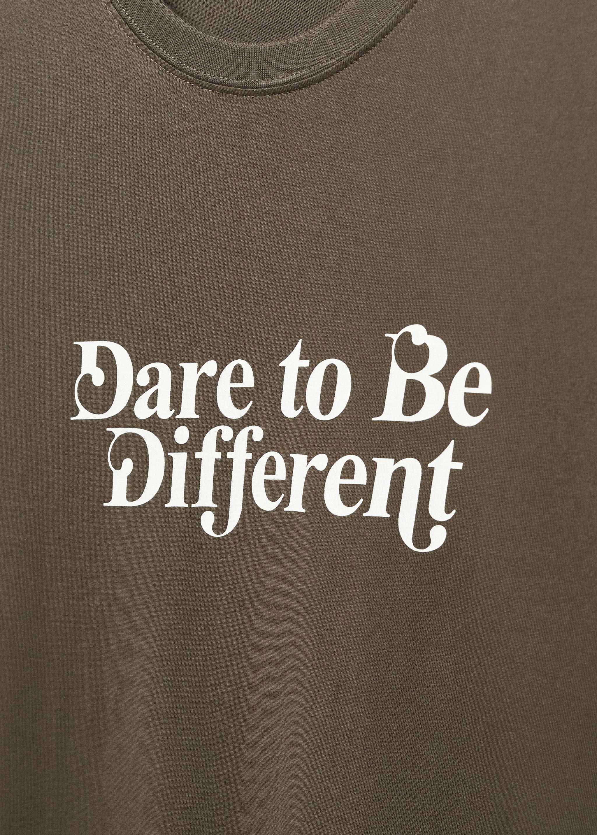 T-shirt de 100% algodão com estampado no peito - Pormenor do artigo 8