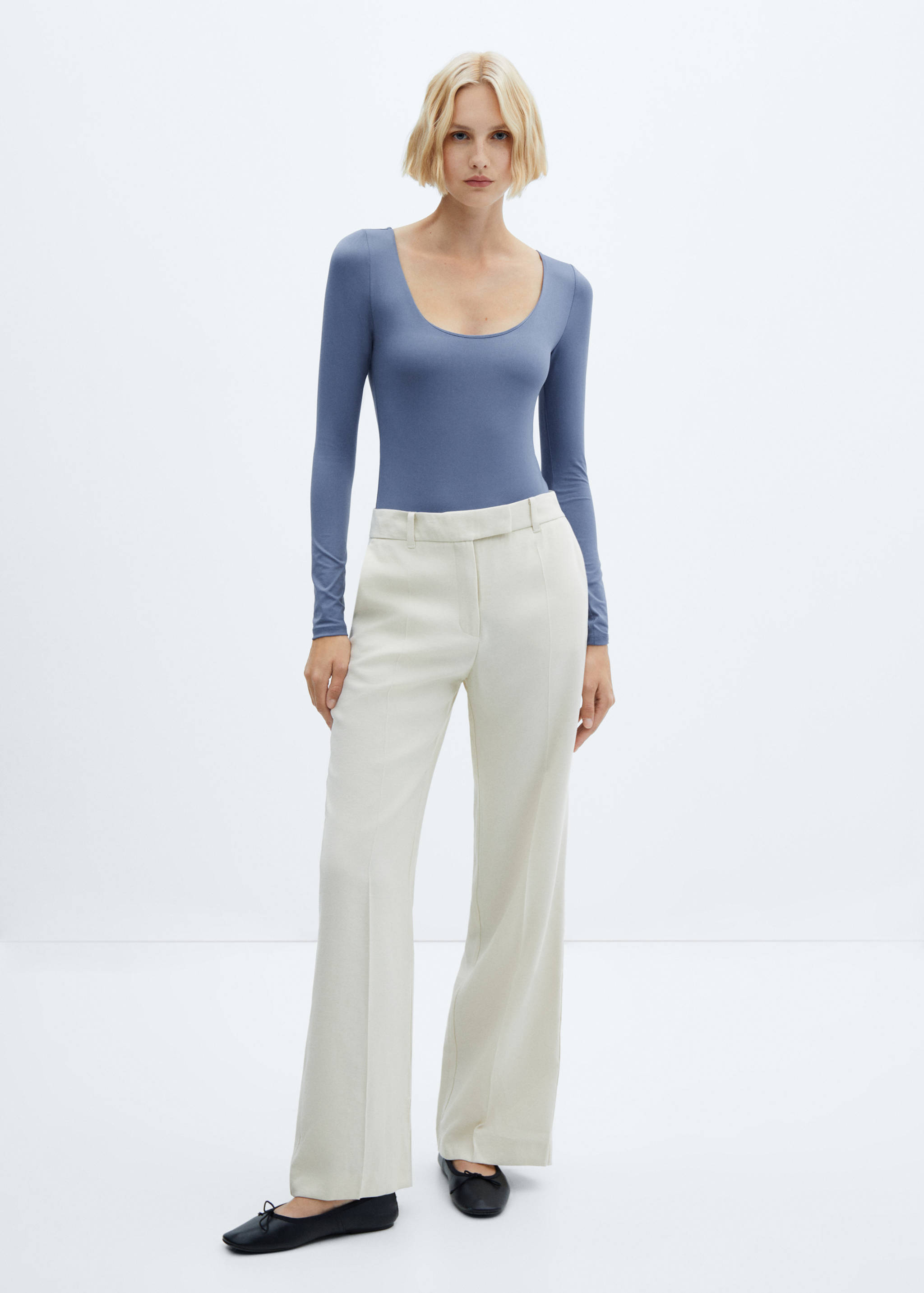 Low-neck bodysuit - General plane