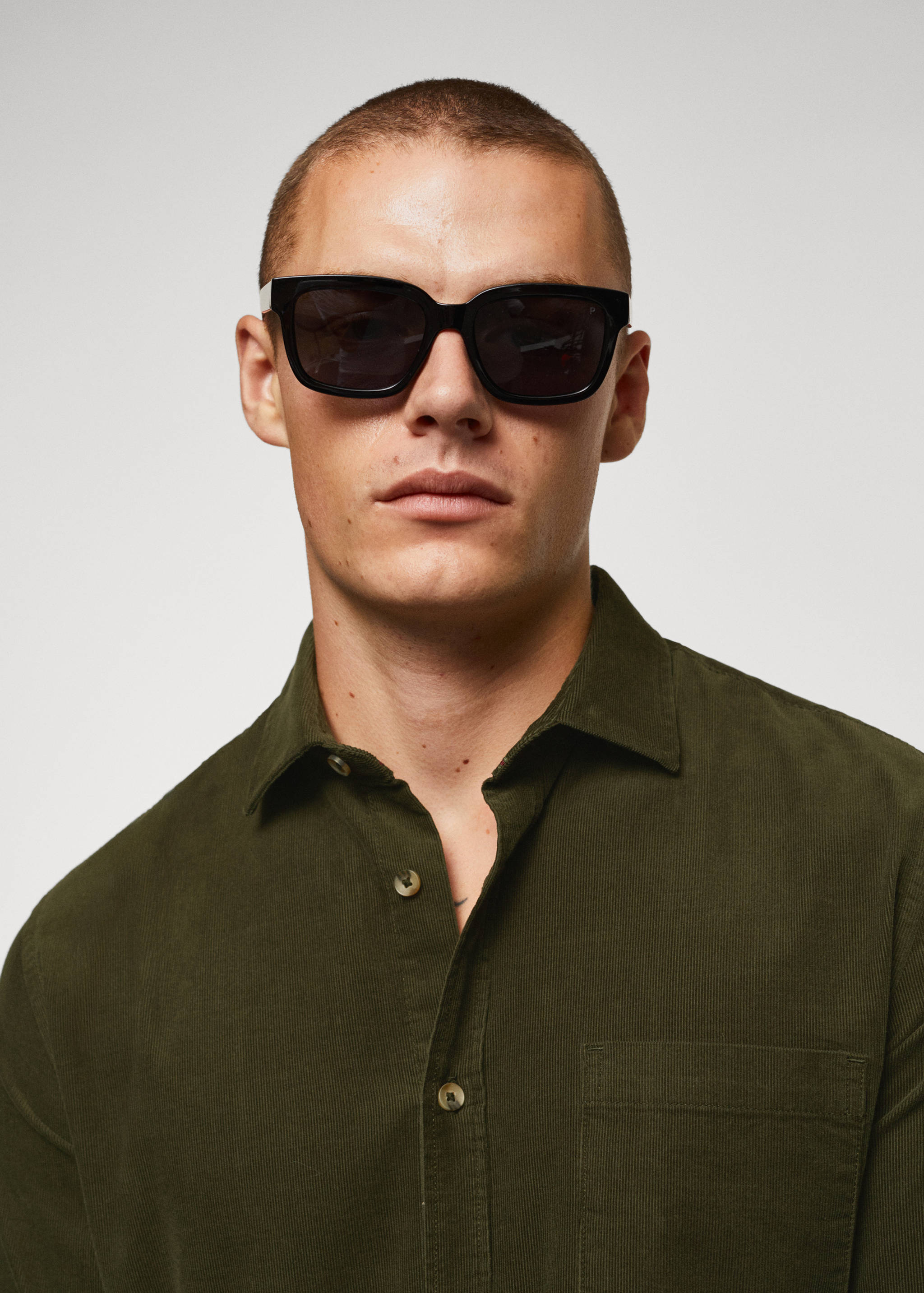 Regular fit micro corduroy shirt - Details of the article 1