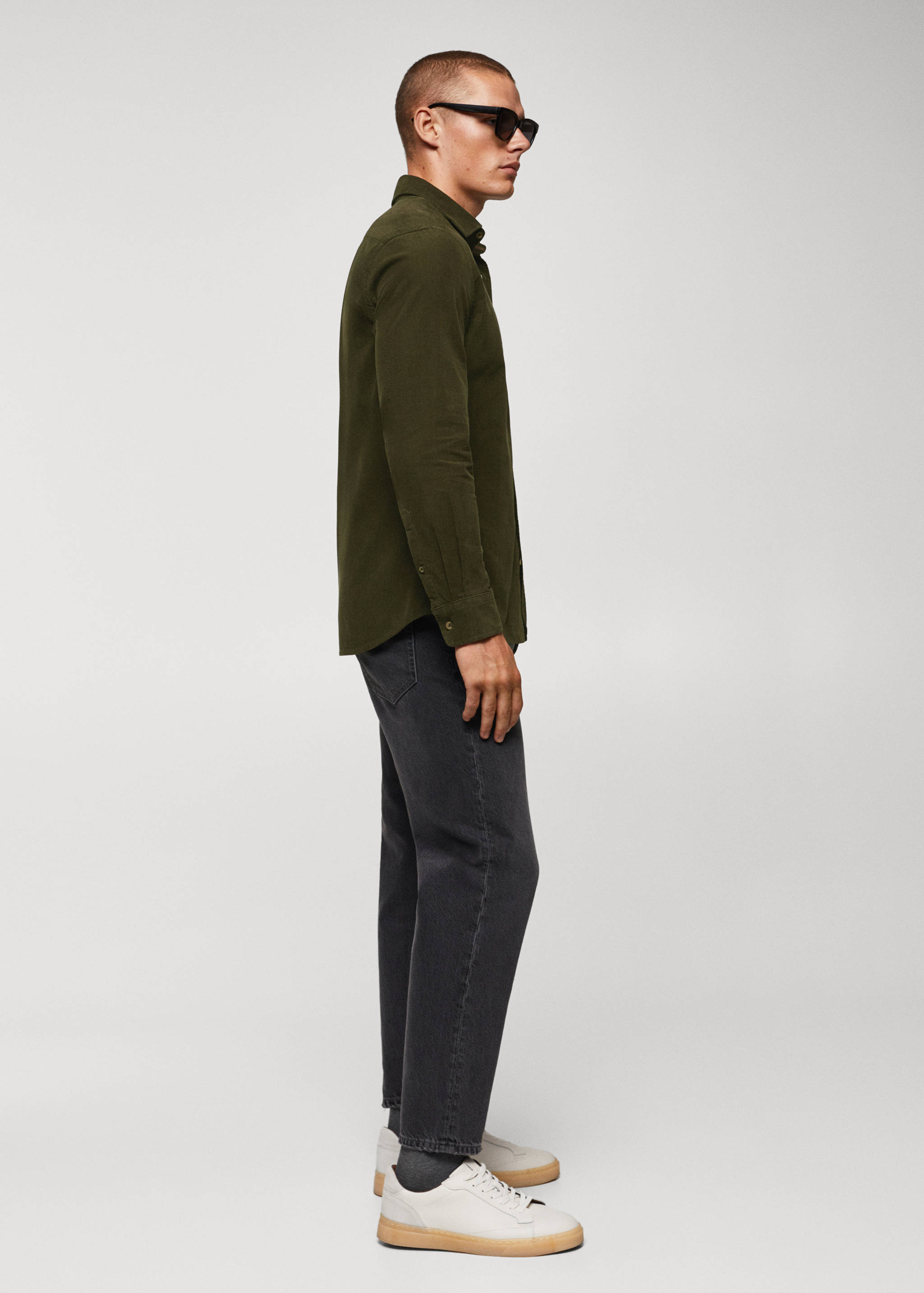 Regular fit micro corduroy shirt - Details of the article 2