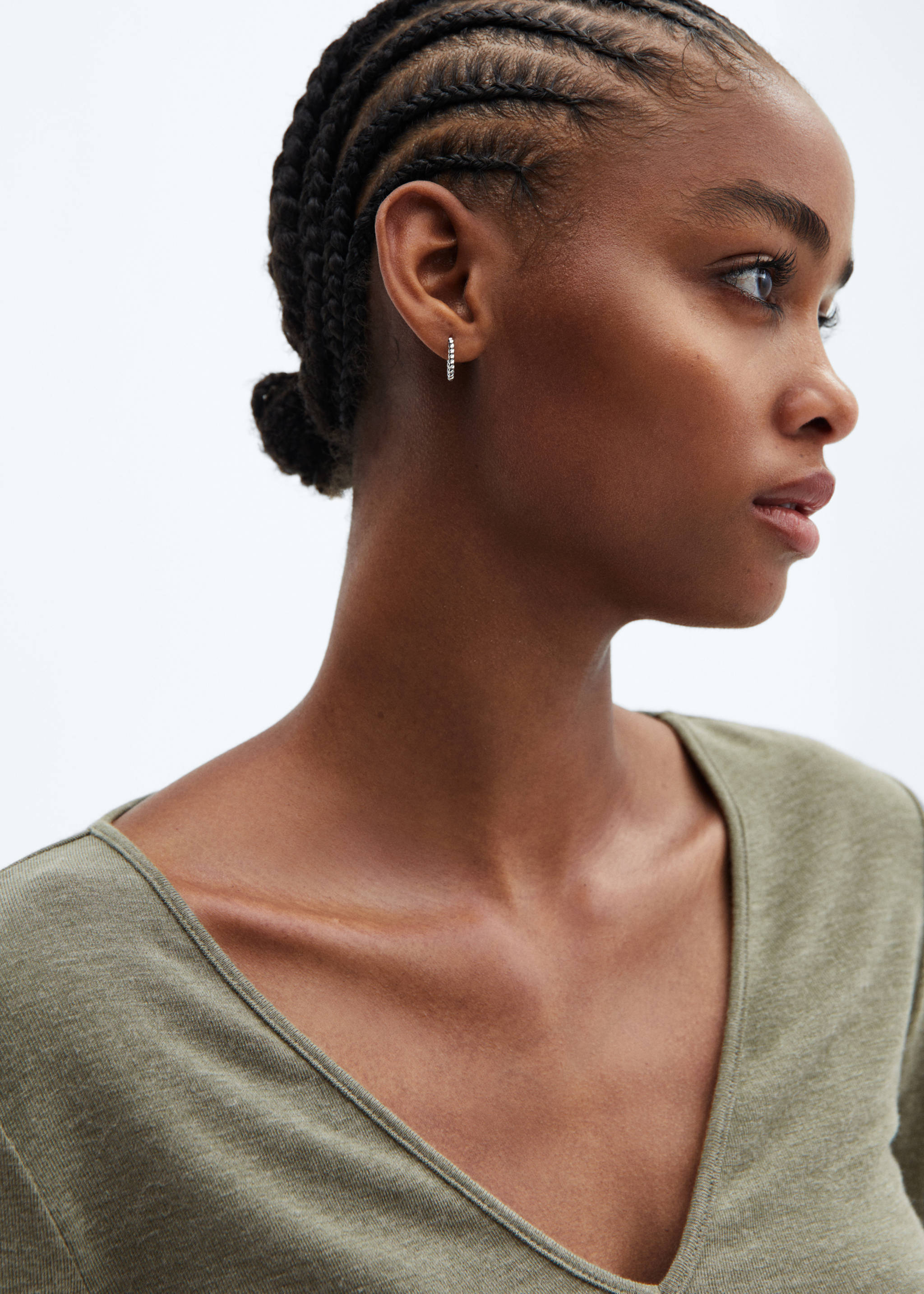 V-neck T-shirt - Details of the article 1