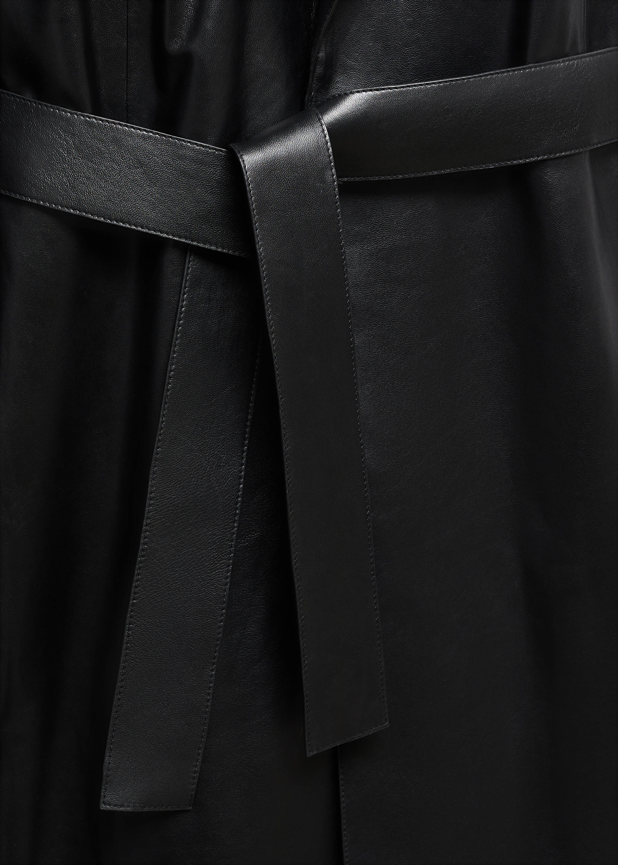100% leather trench coat - Details of the article 8
