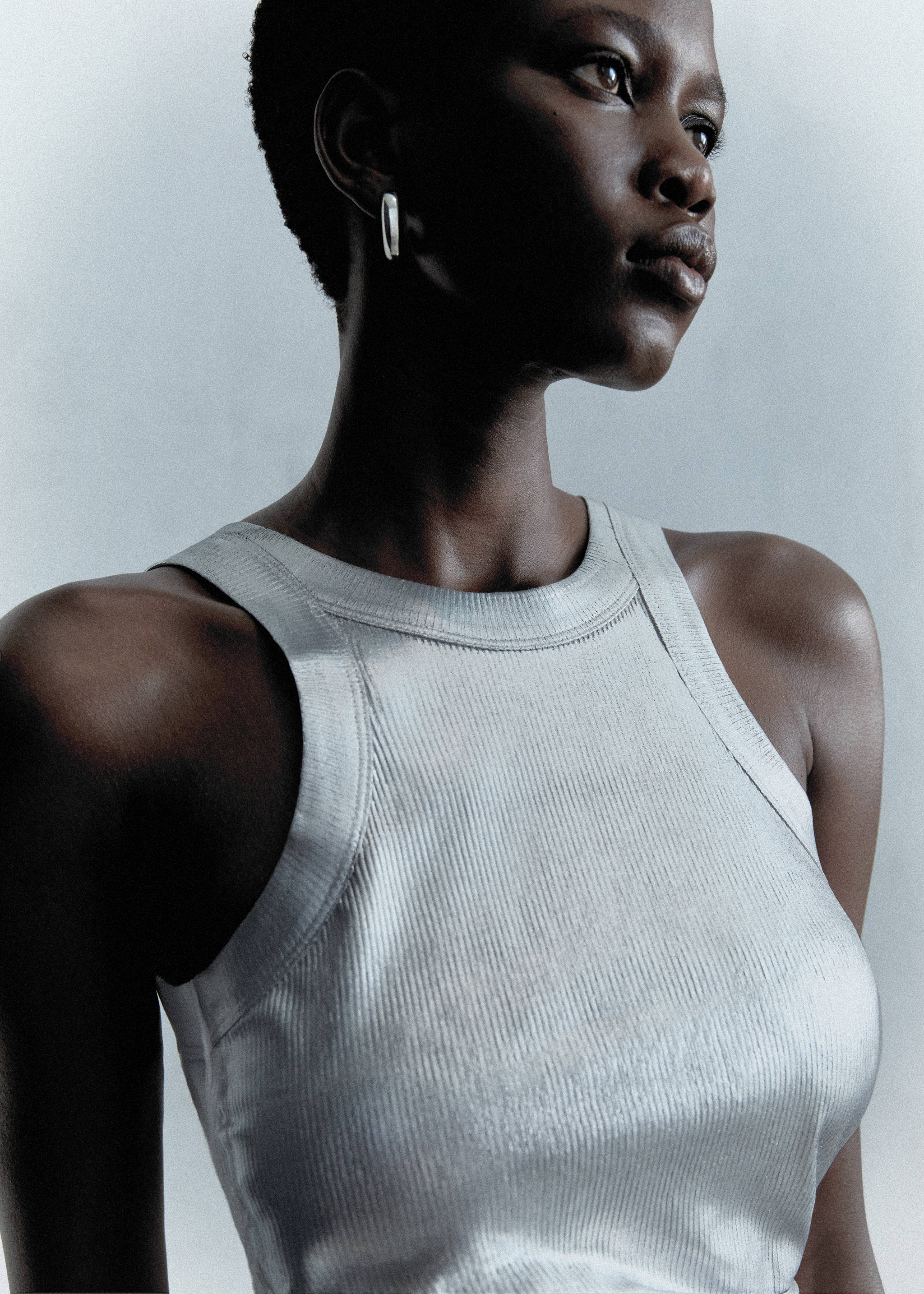 Volume hoop earrings - General plane