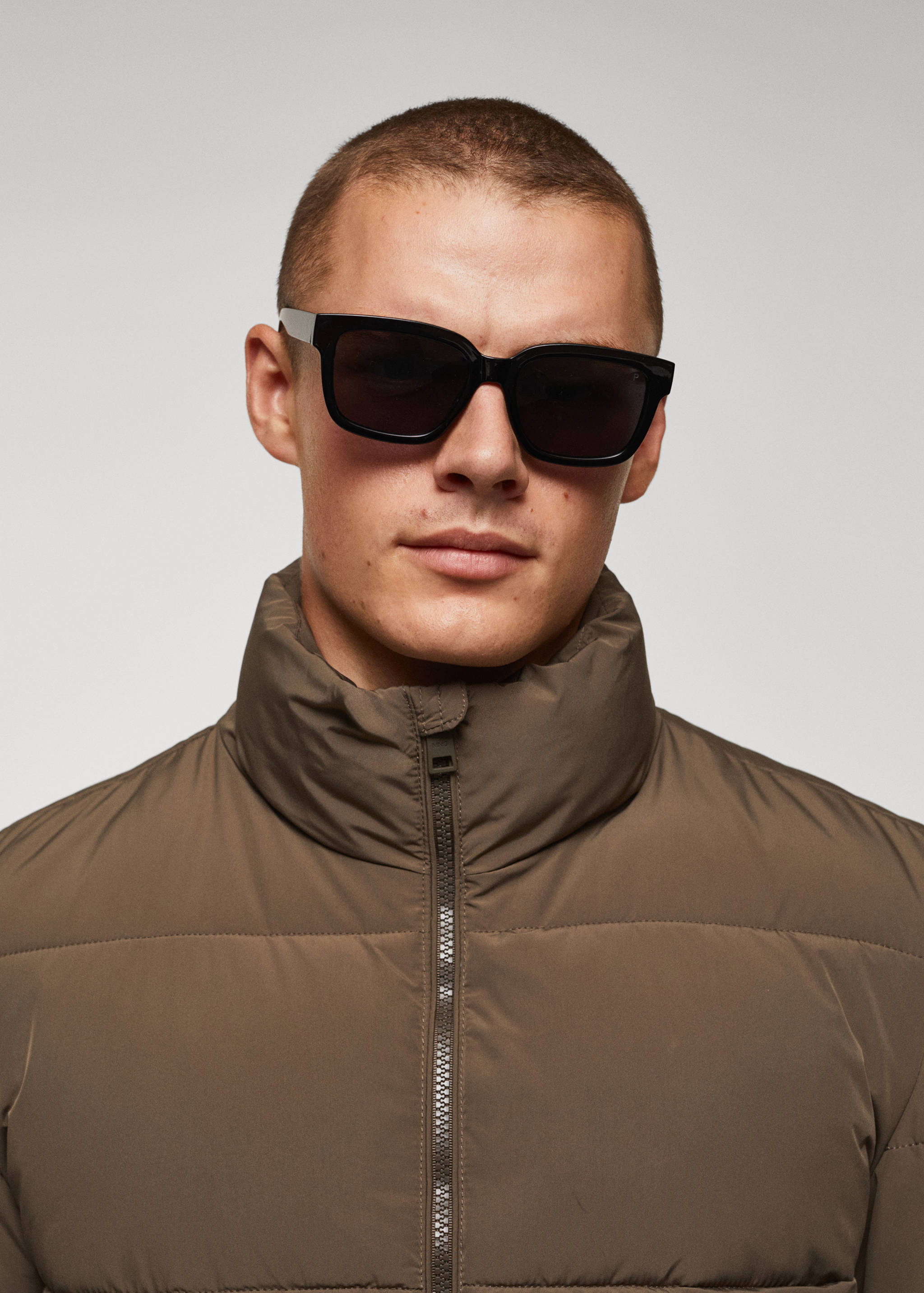 Water-repellent quilted anorak - Details of the article 1