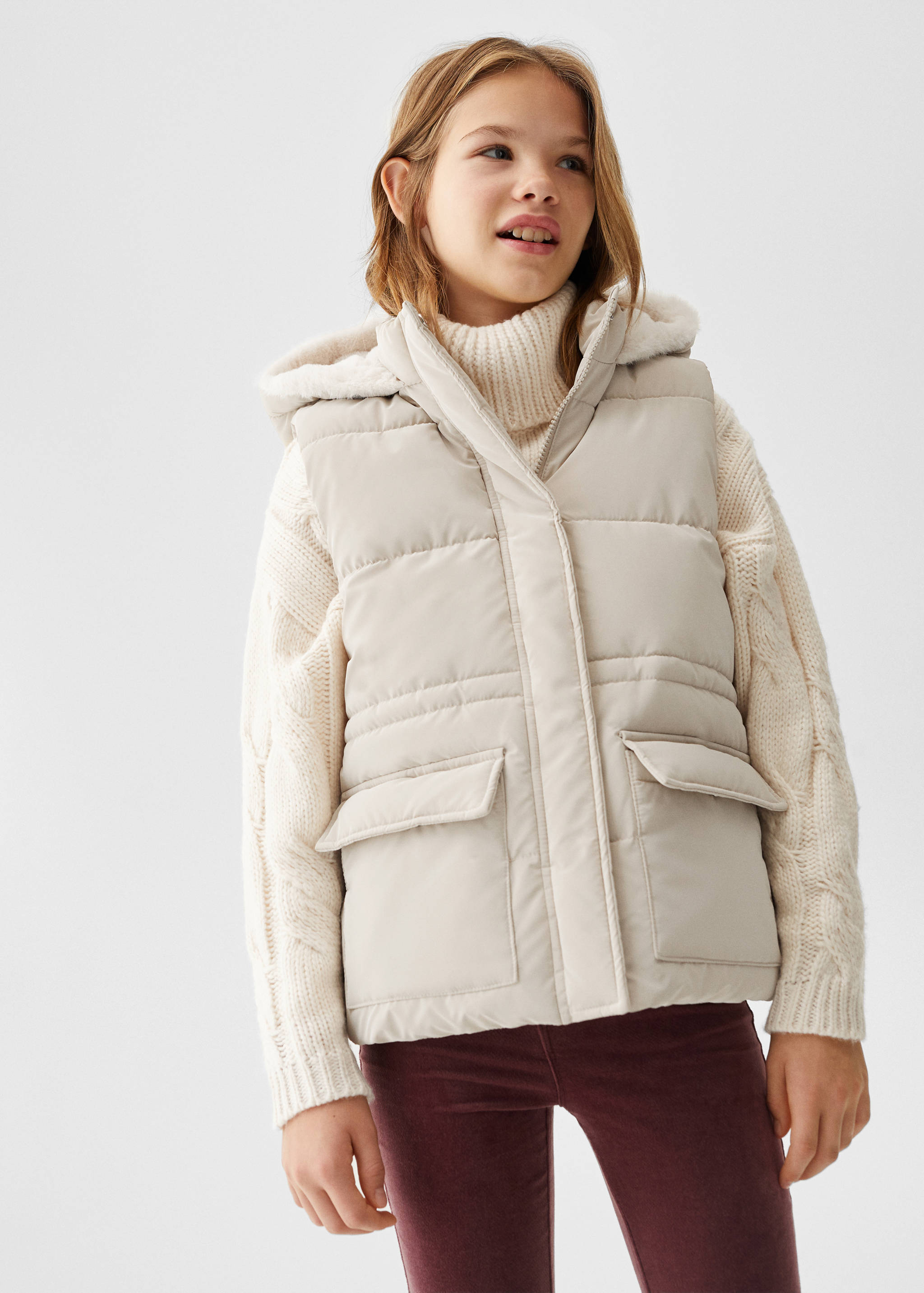 Quilted gilet with fur-effect hood - Medium plane