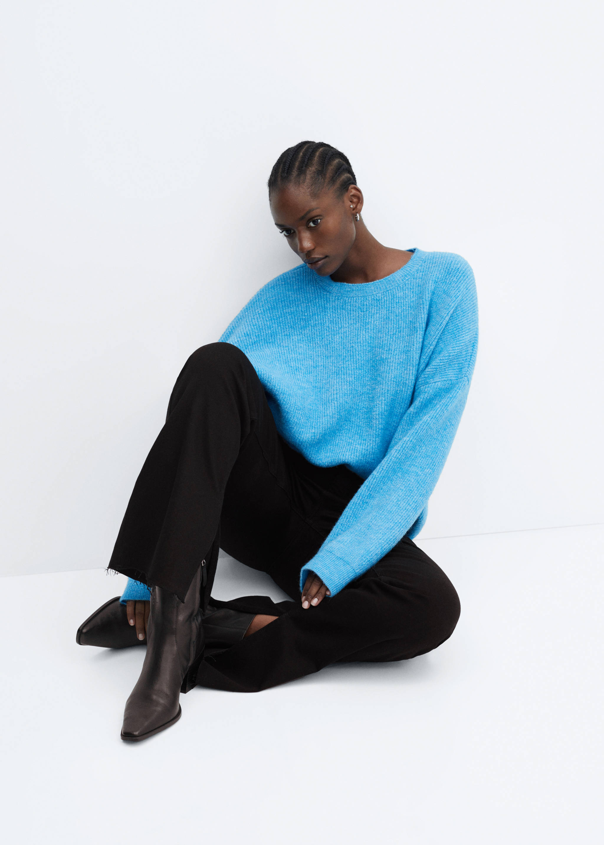 Medium-rise straight jeans with slits - Details of the article 4