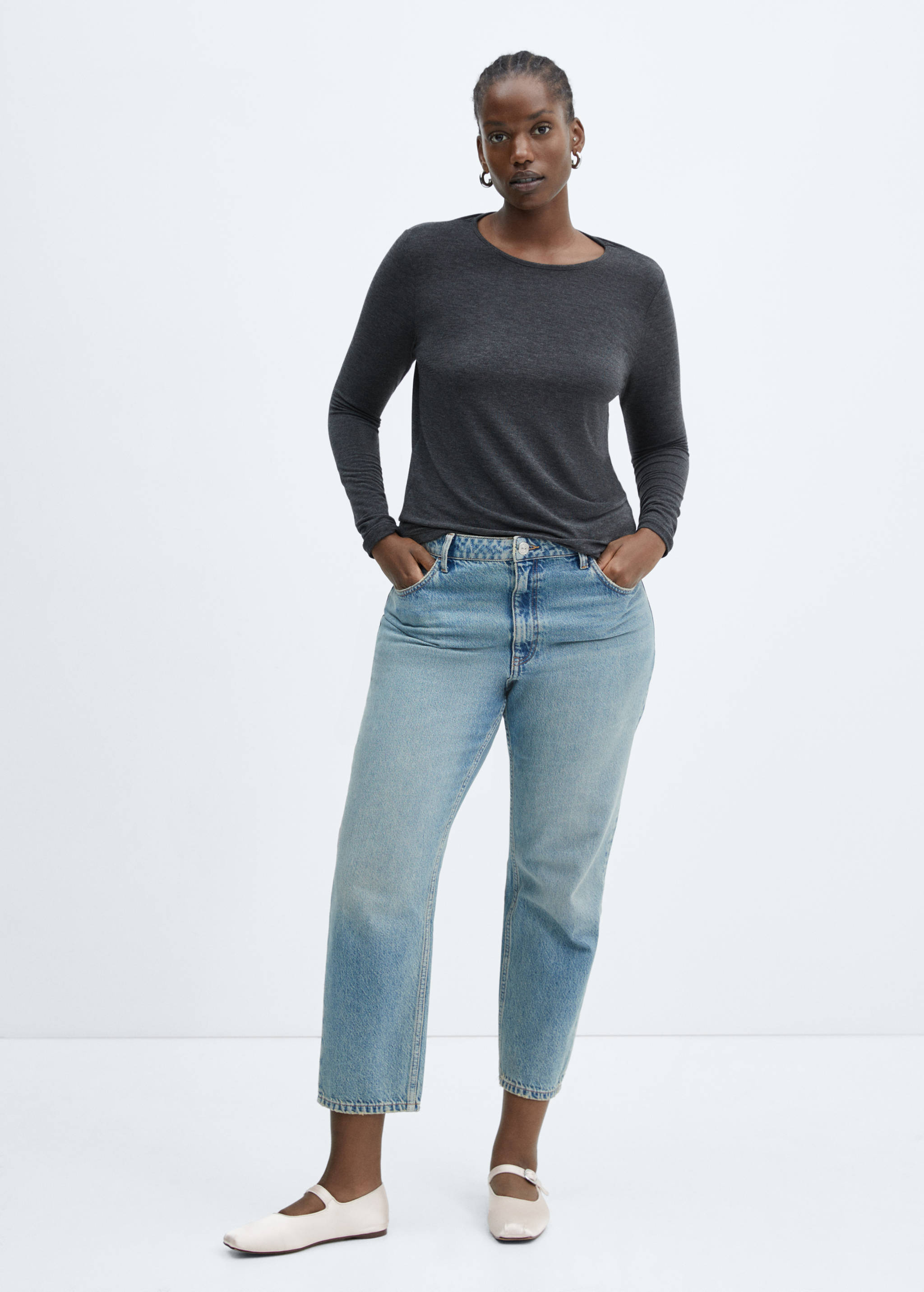 Round-neck knitted t-shirt - Details of the article 3
