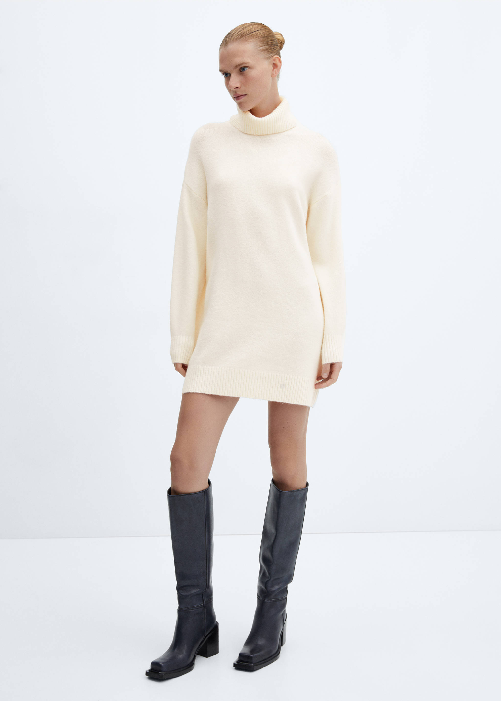 Turtle neck knit dress - General plane