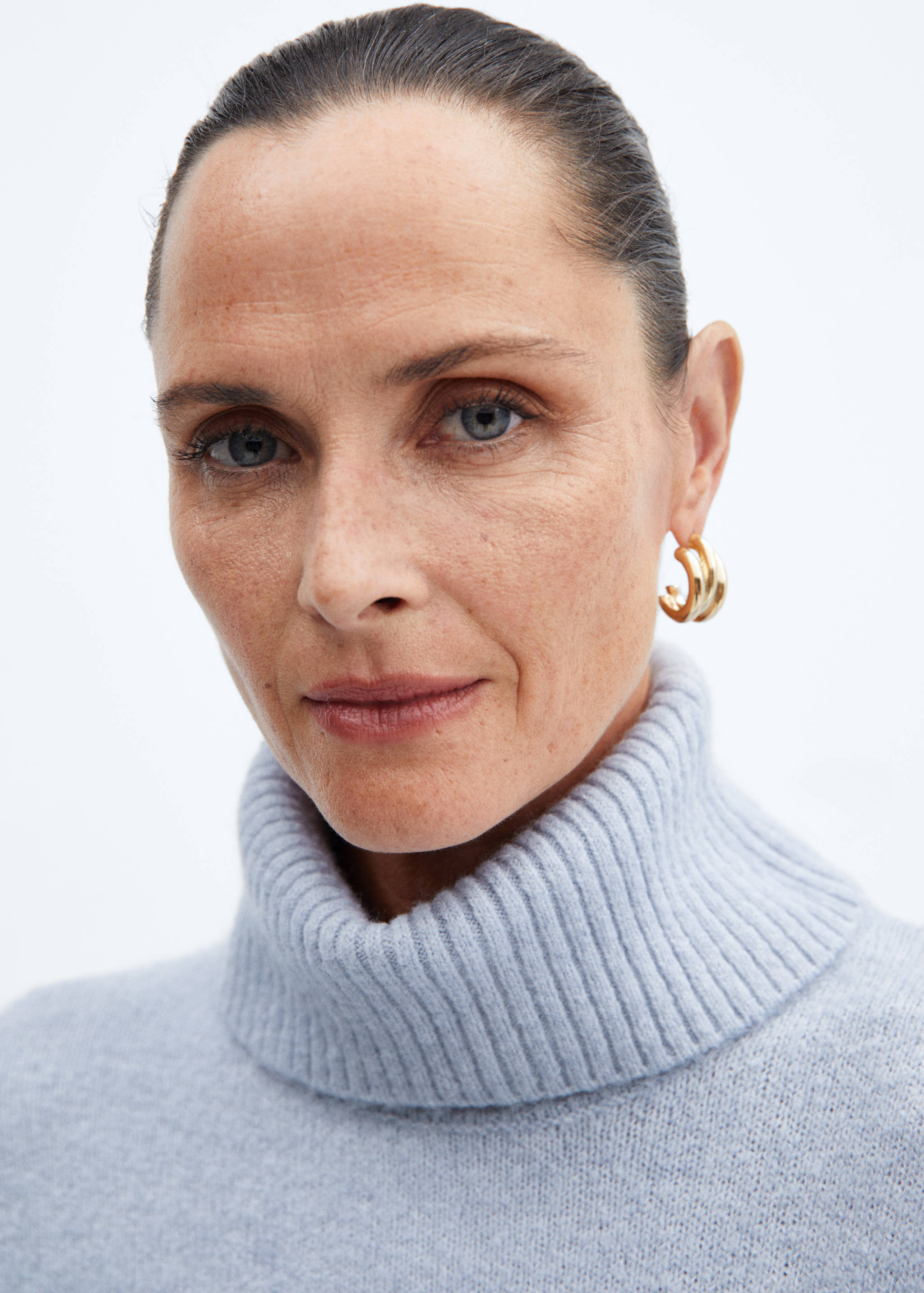 Turtle neck knit dress - Details of the article 1