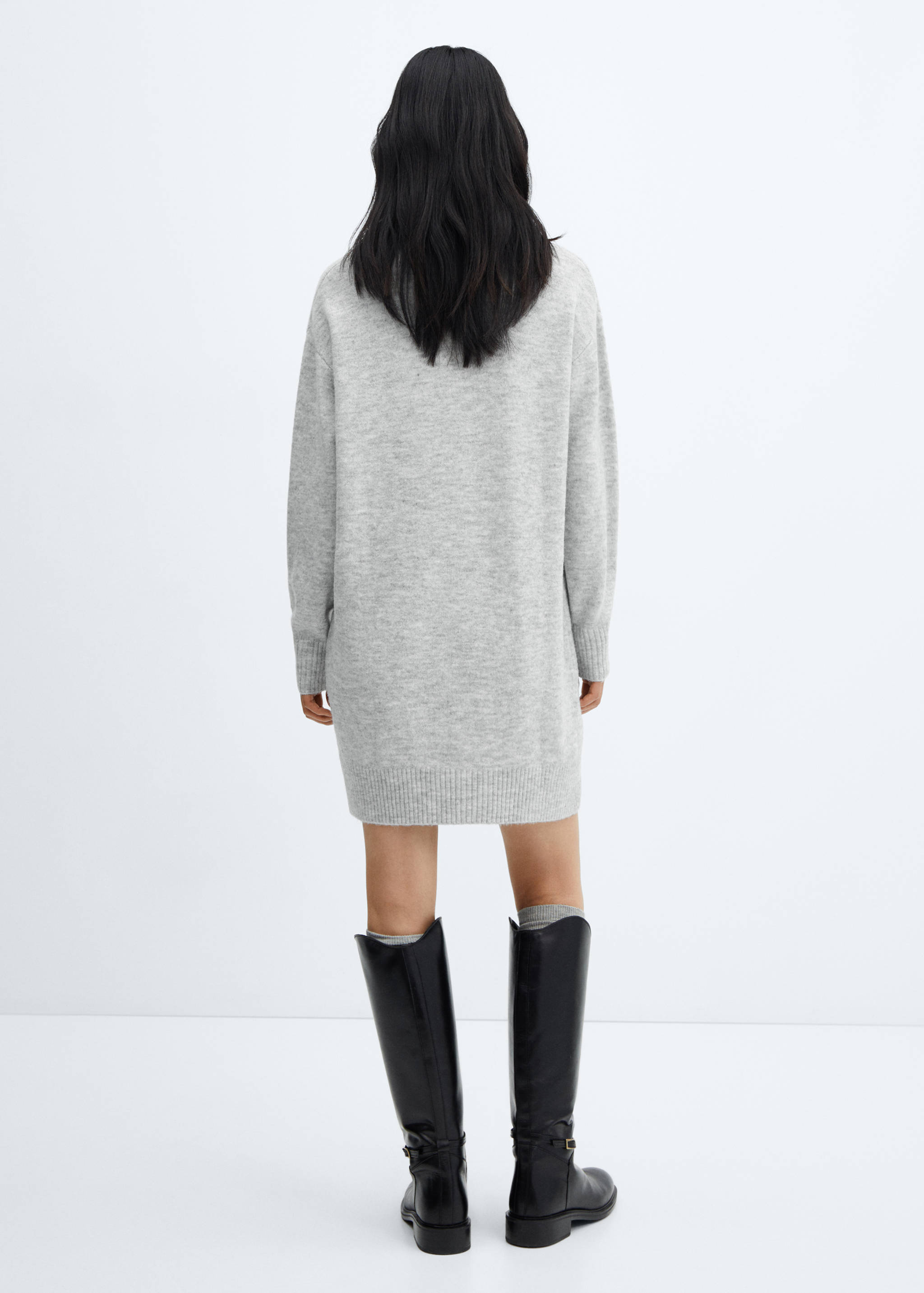 Turtle neck knit dress - Reverse of the article