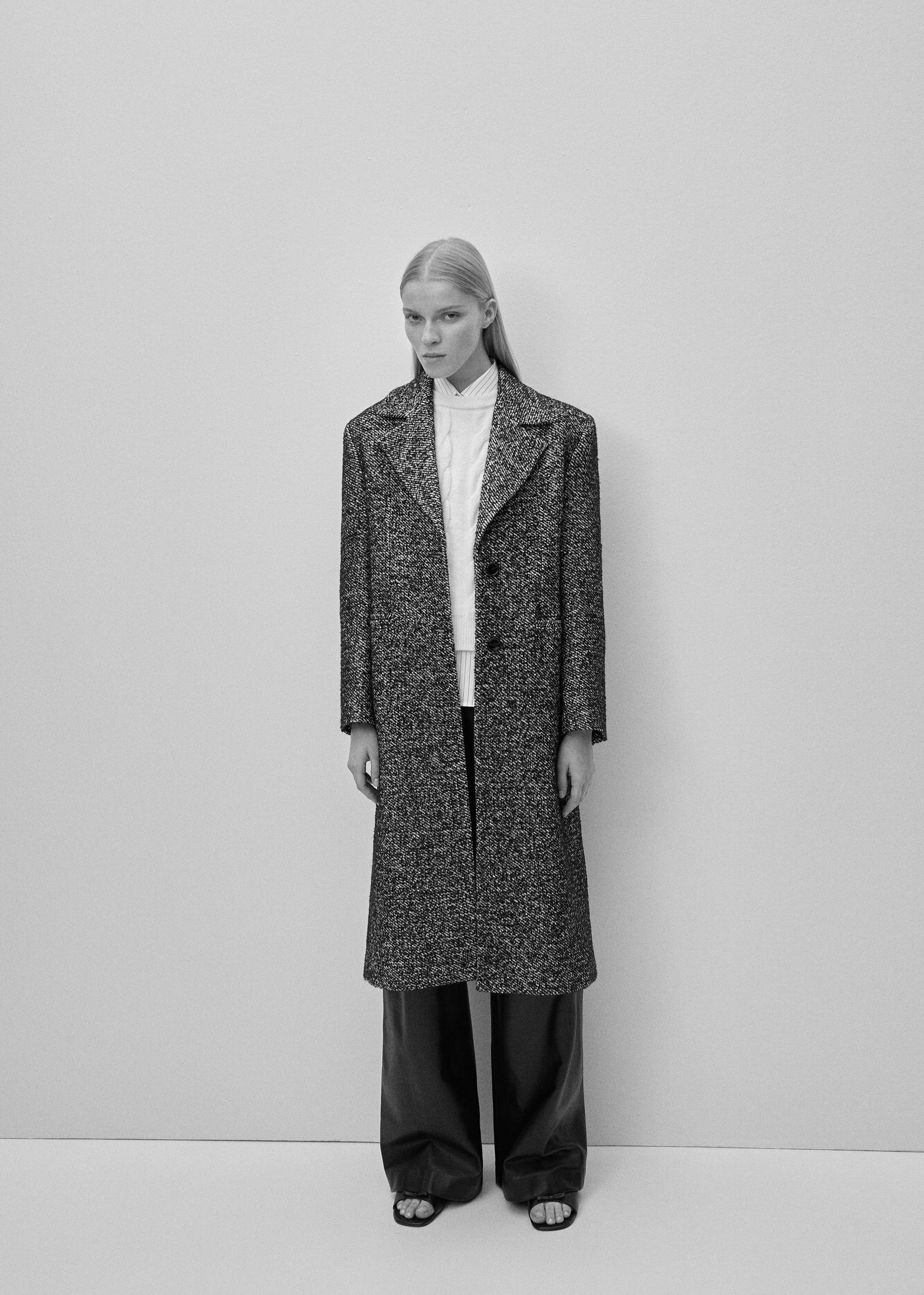 Long marbled coat - Details of the article 9