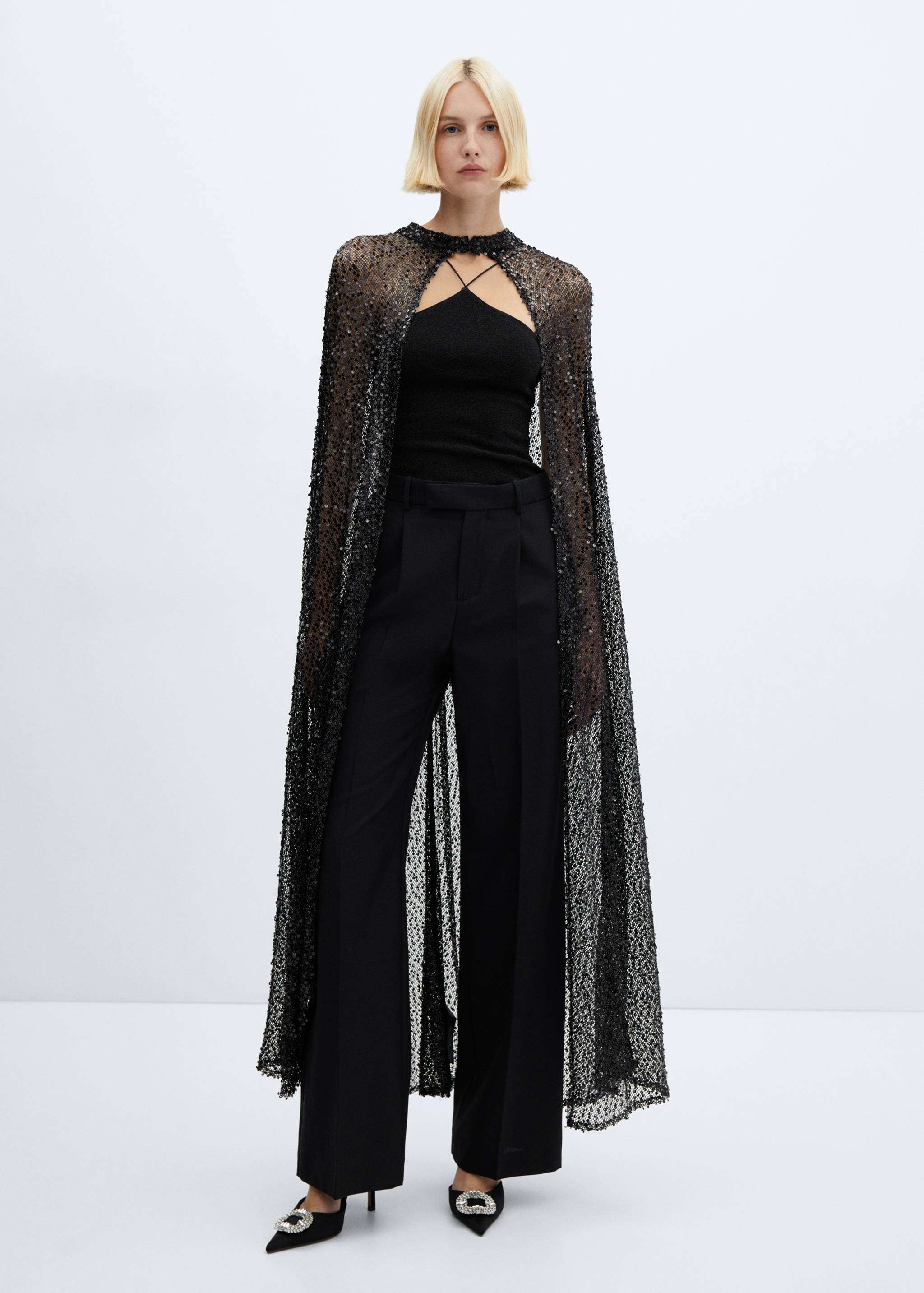 Long sequin cape - General plane