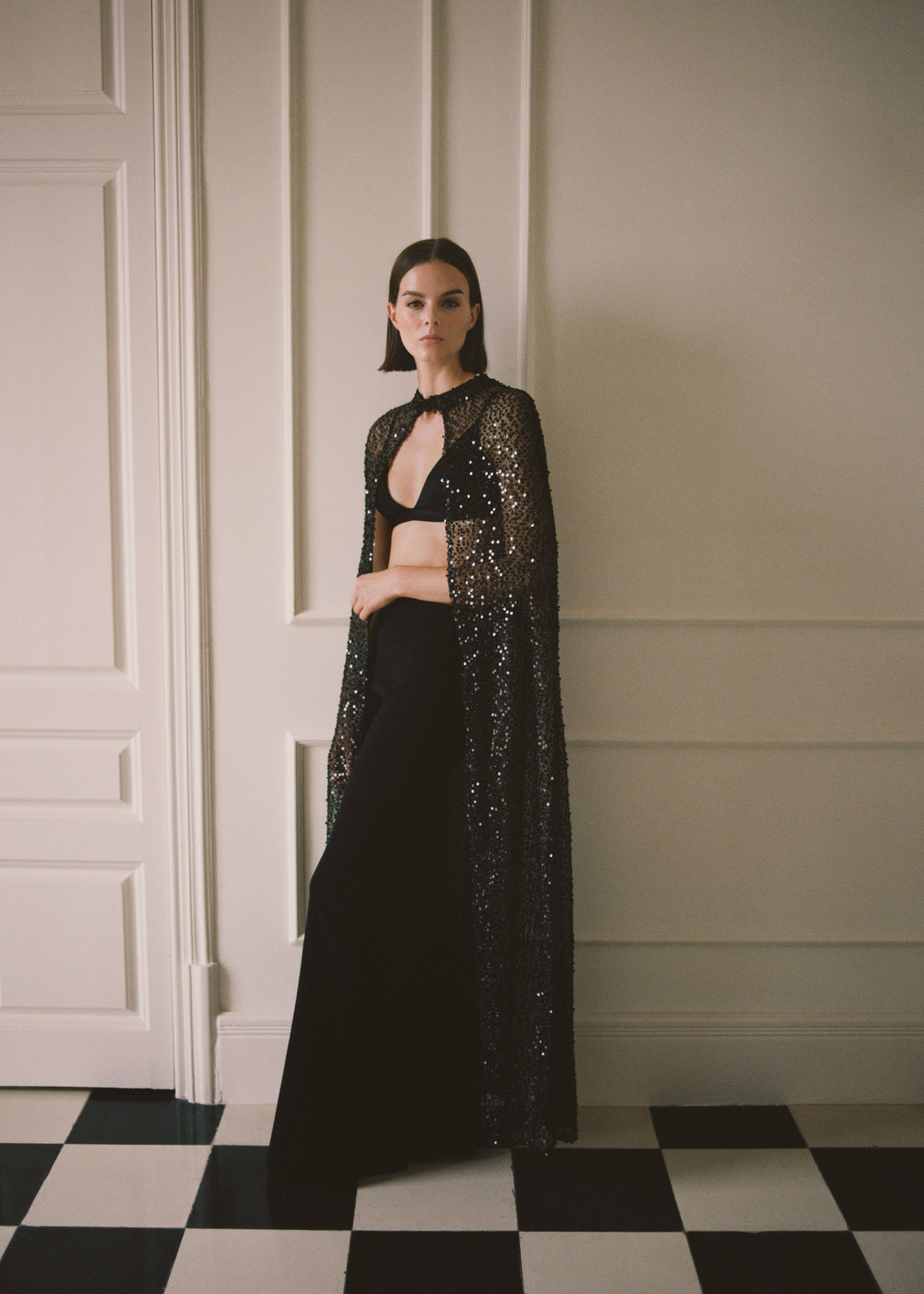 Long sequin cape - Details of the article 7