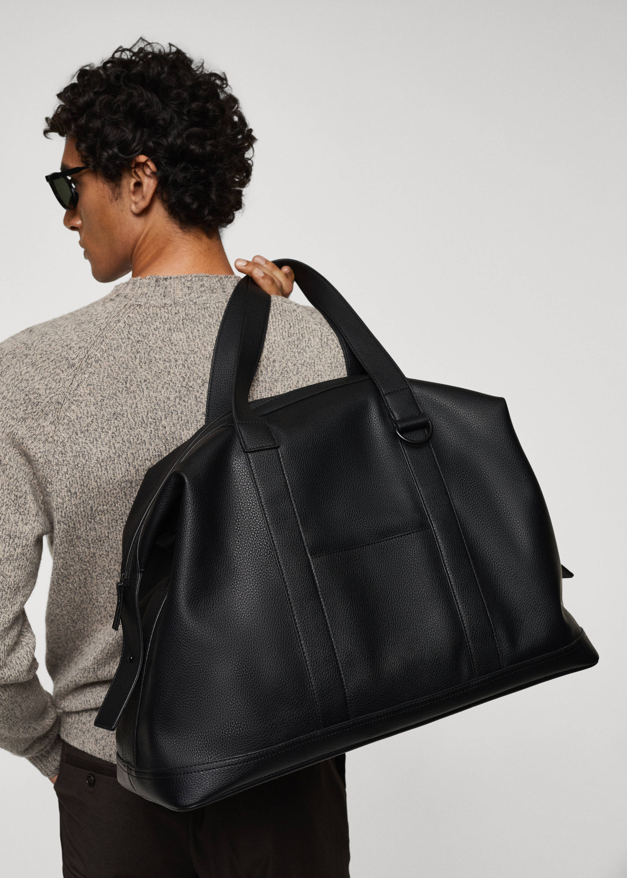 Faux-leather travel bowling bag - Details of the article 9