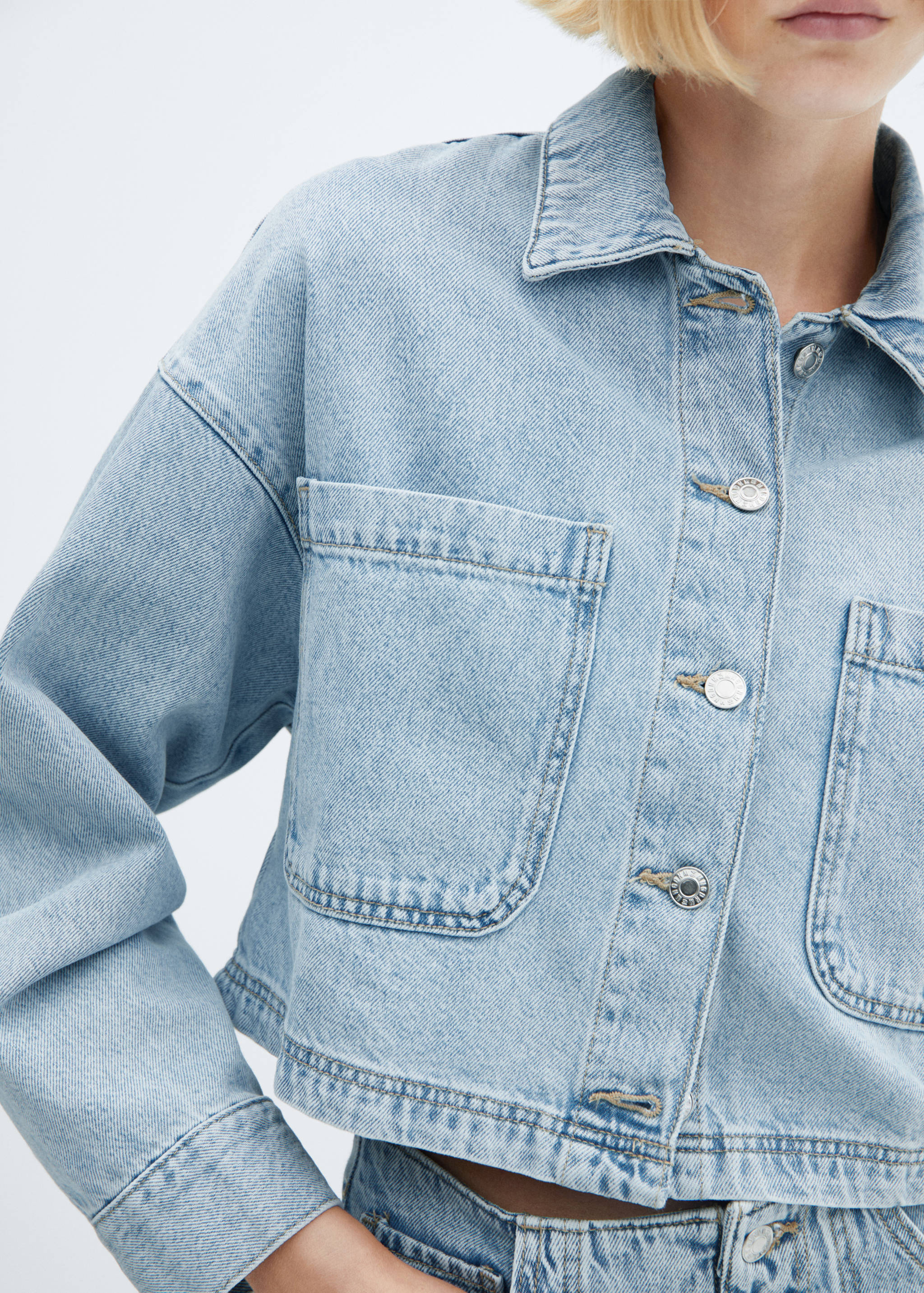 Верхняя рубашка из денима с карманами - Деталь изделия 6