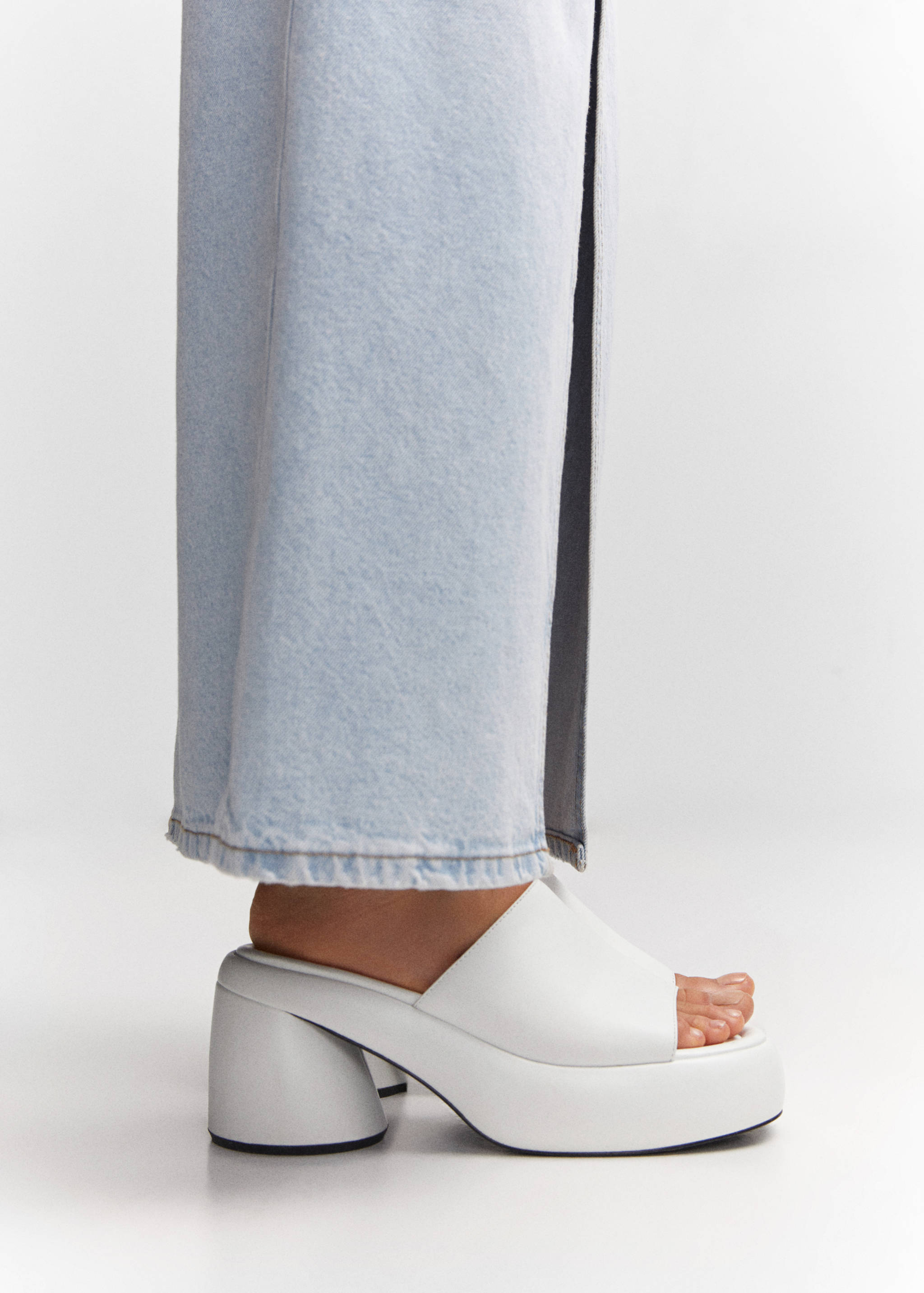 Sandales cuir talon bloc - Détail de l'article 9