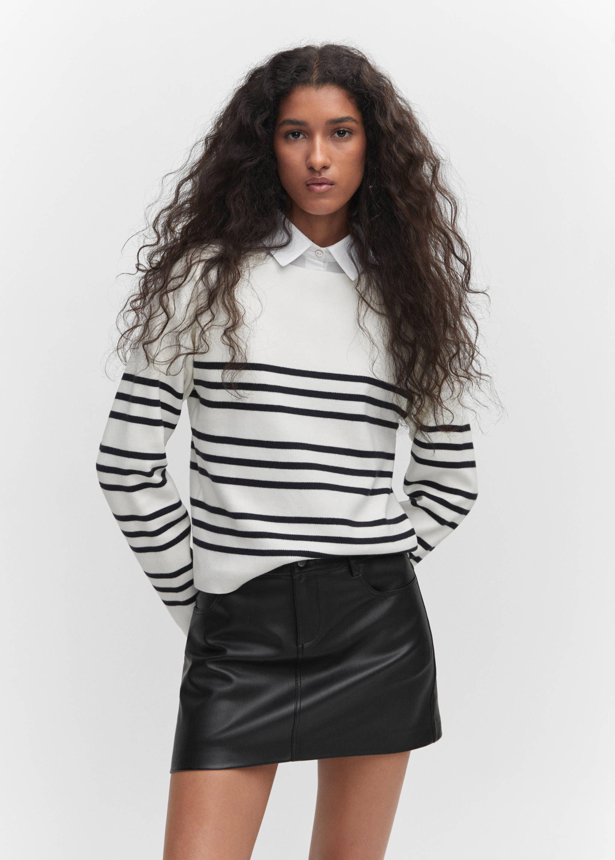 Boat-neck knitted sweater - Medium plane