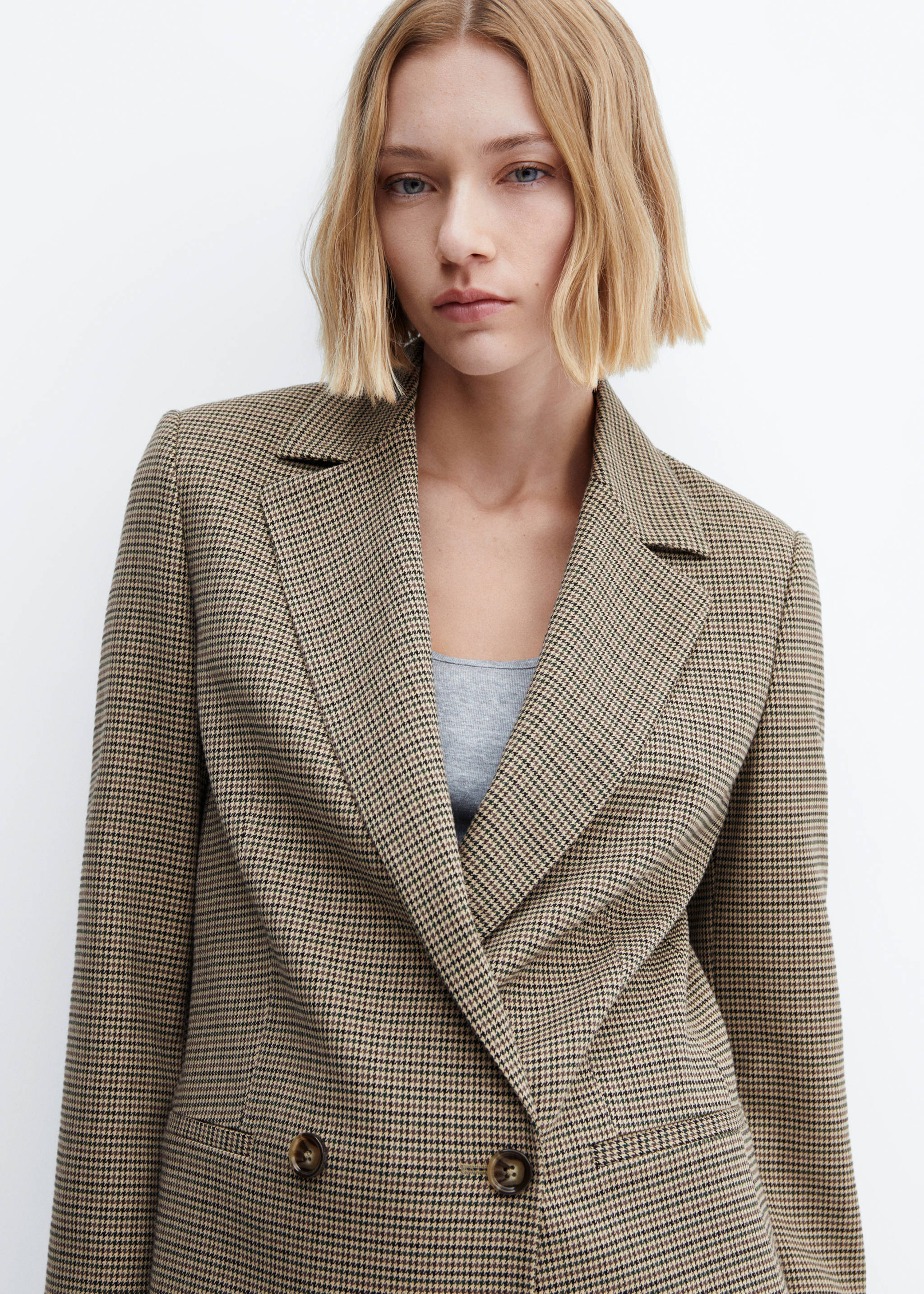 Double-breasted blazer with button - Details of the article 1
