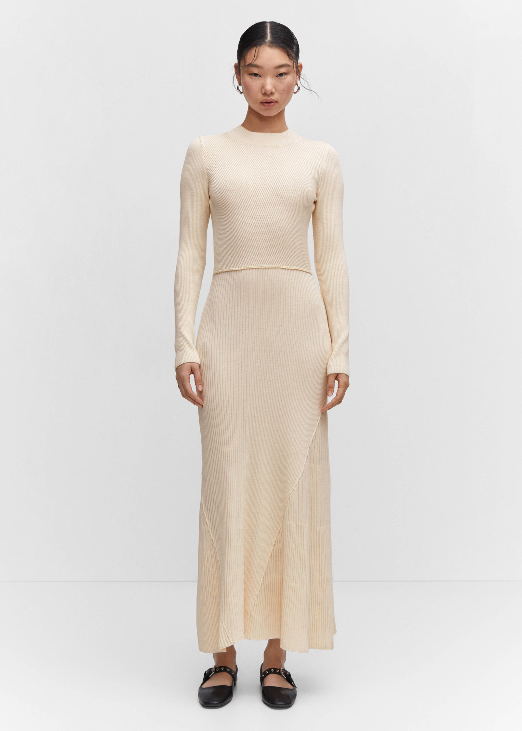 Knitted dress with stitching detail - General plane