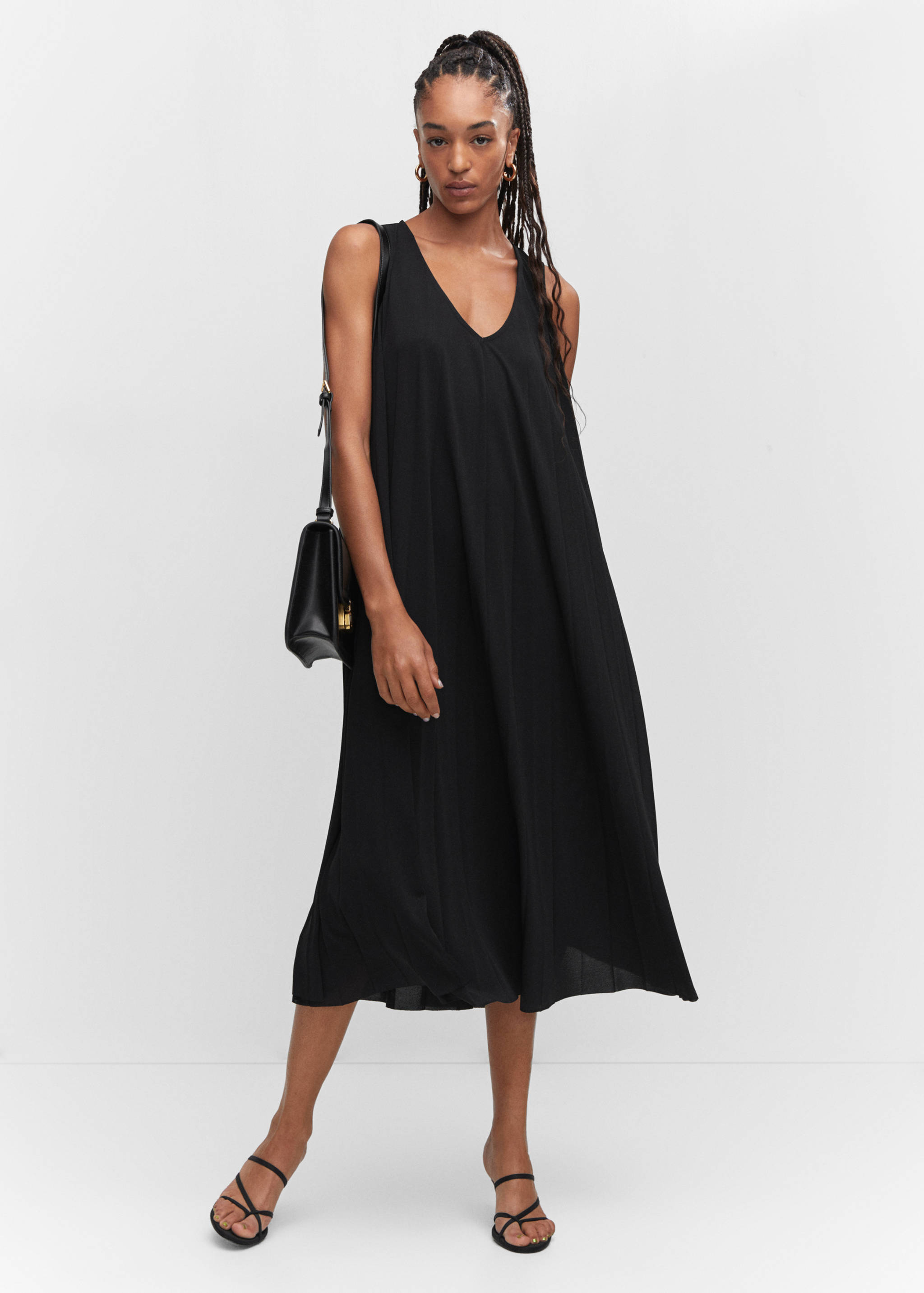 Pleated midi dress - General plane