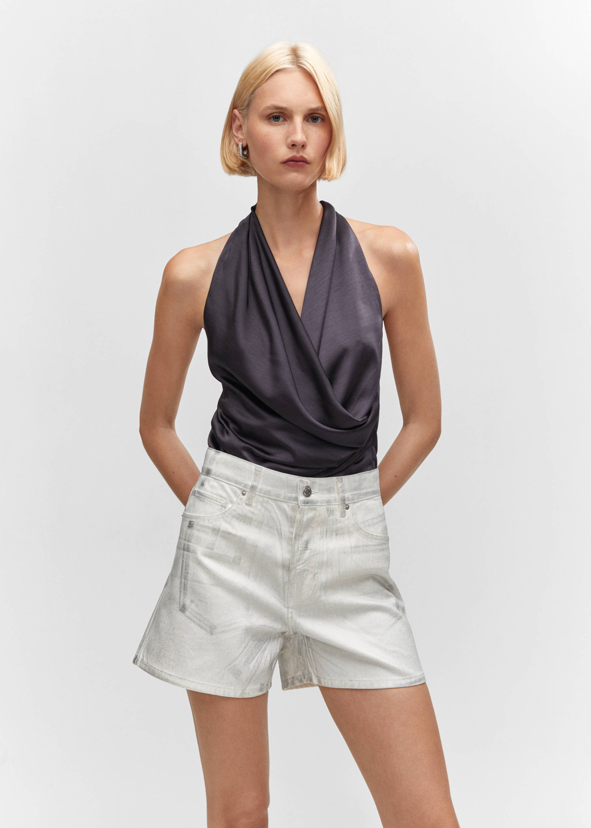 金属质感牛仔短裤 - null