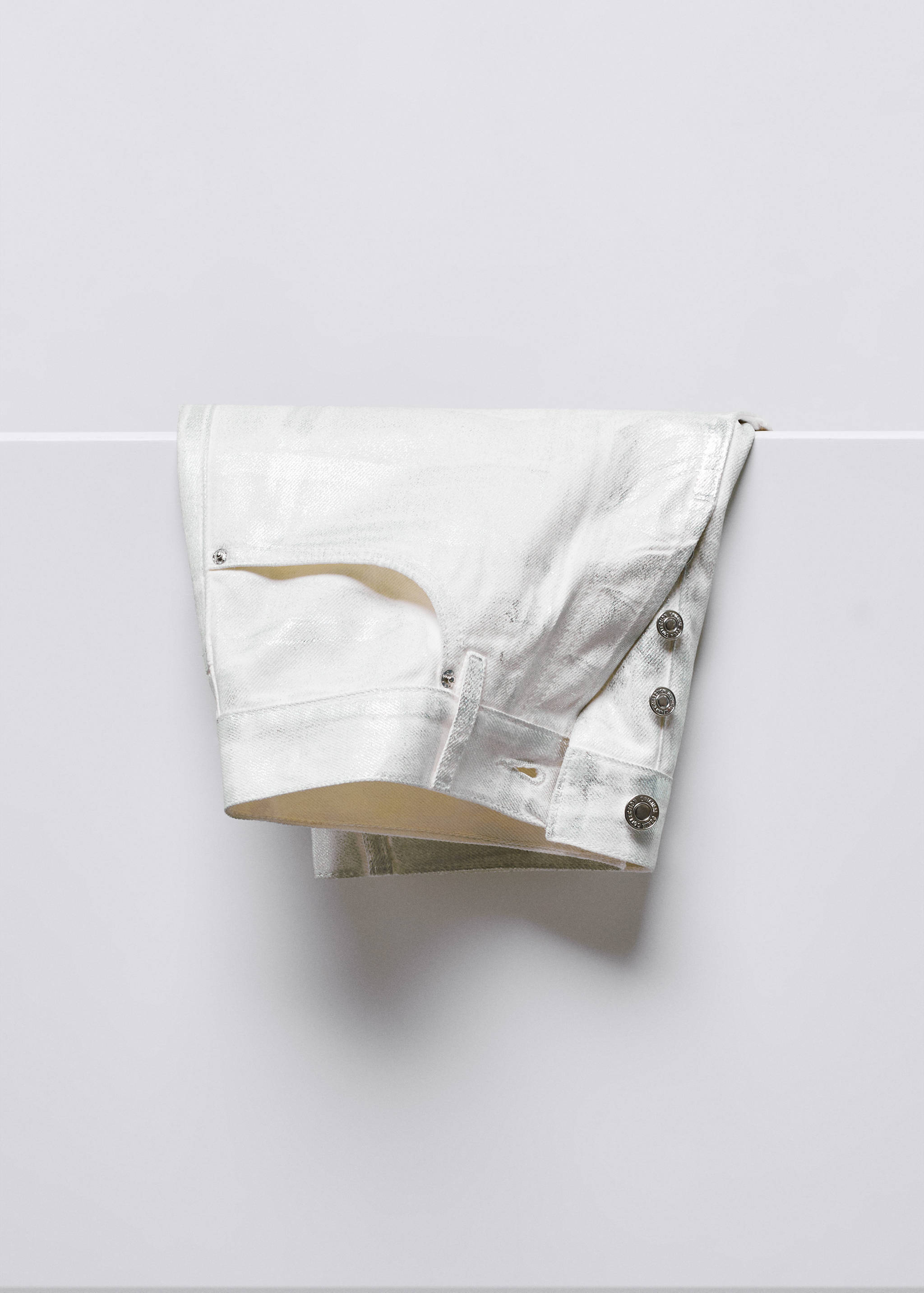 金属质感牛仔短裤 - null