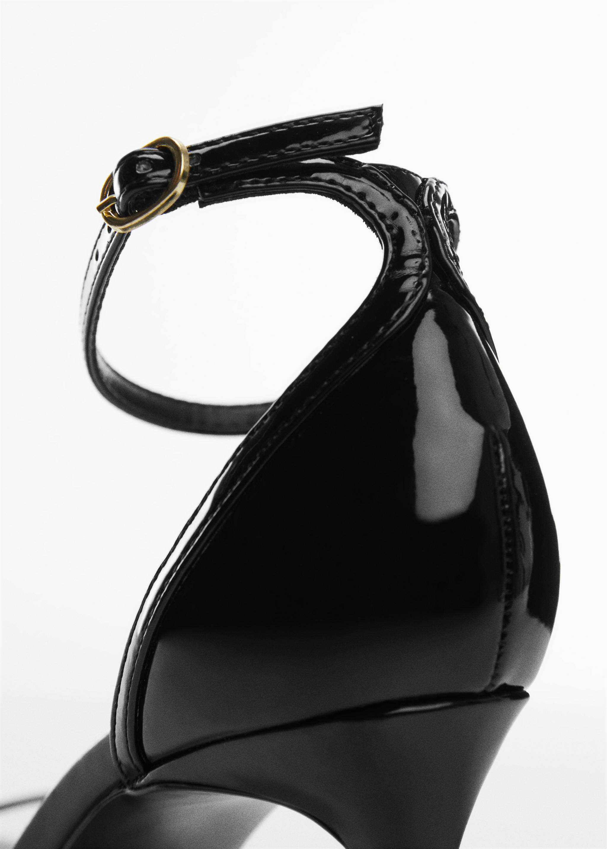 Patent leather-effect strap sandals - Details of the article 1