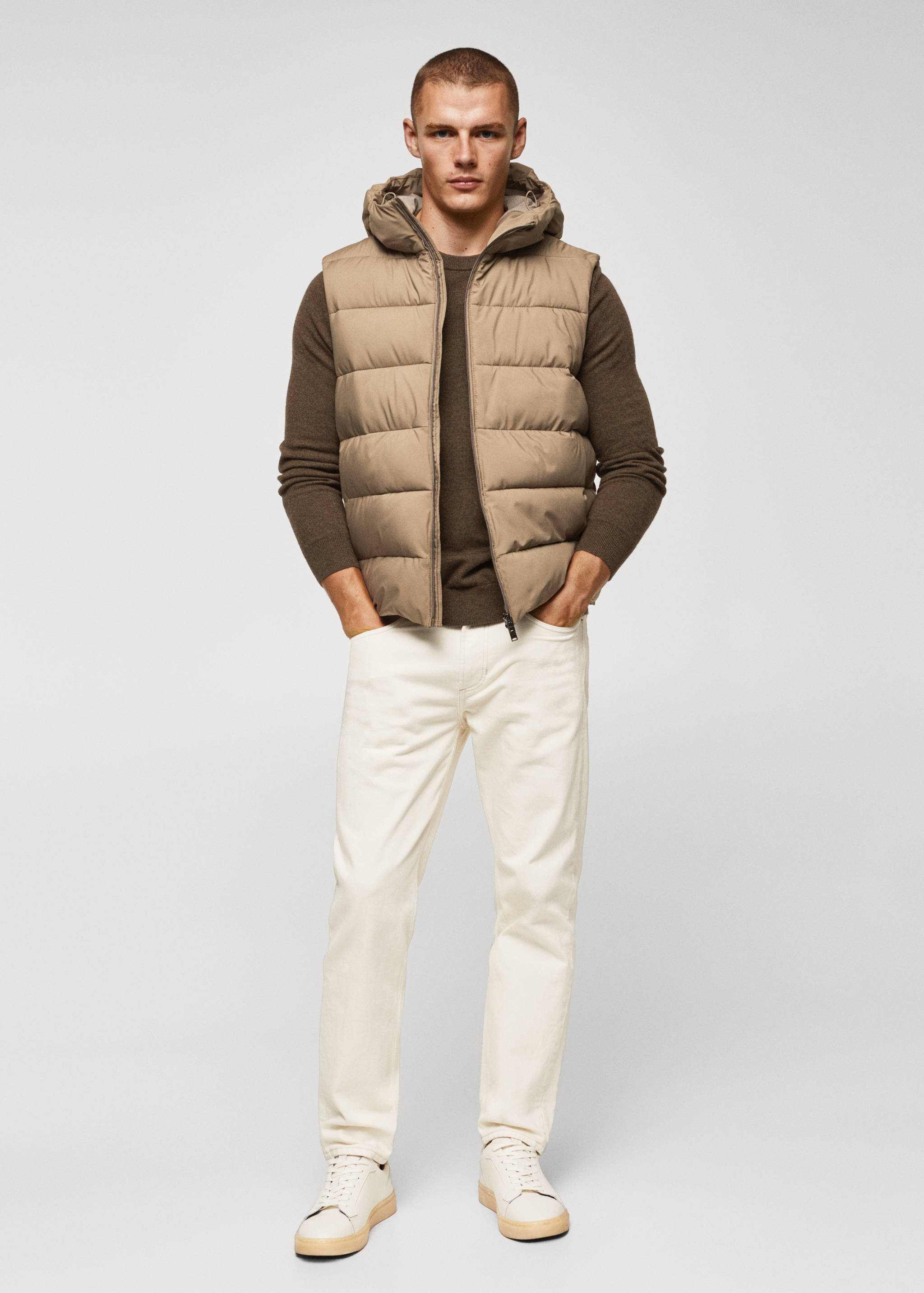 Thermoregulating waterproof quilted gilet - General plane