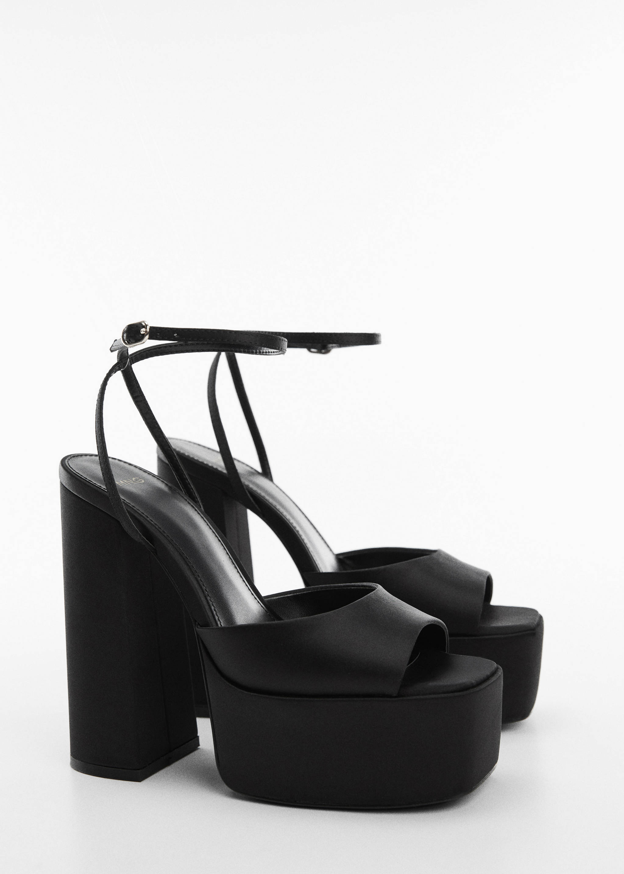 Maxi sandales plateforme - Plan moyen